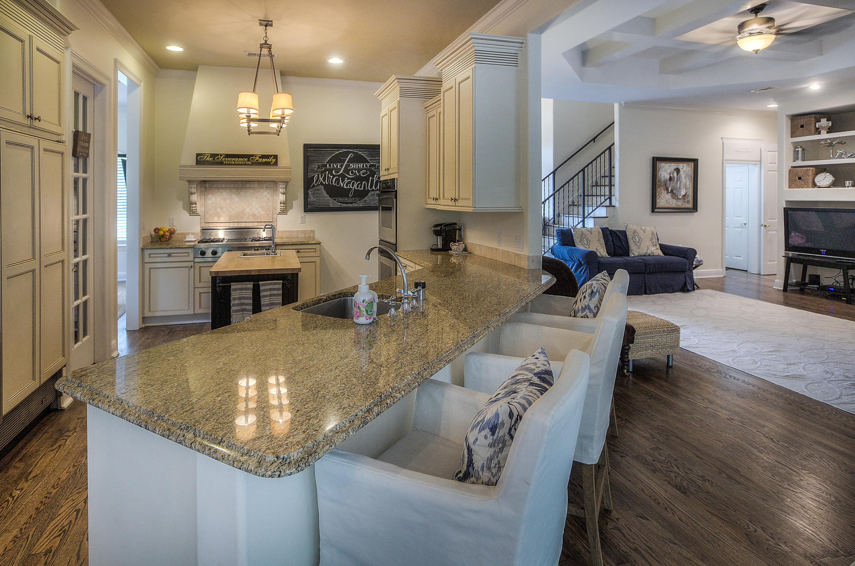 KELLY PLANTATION - Residential