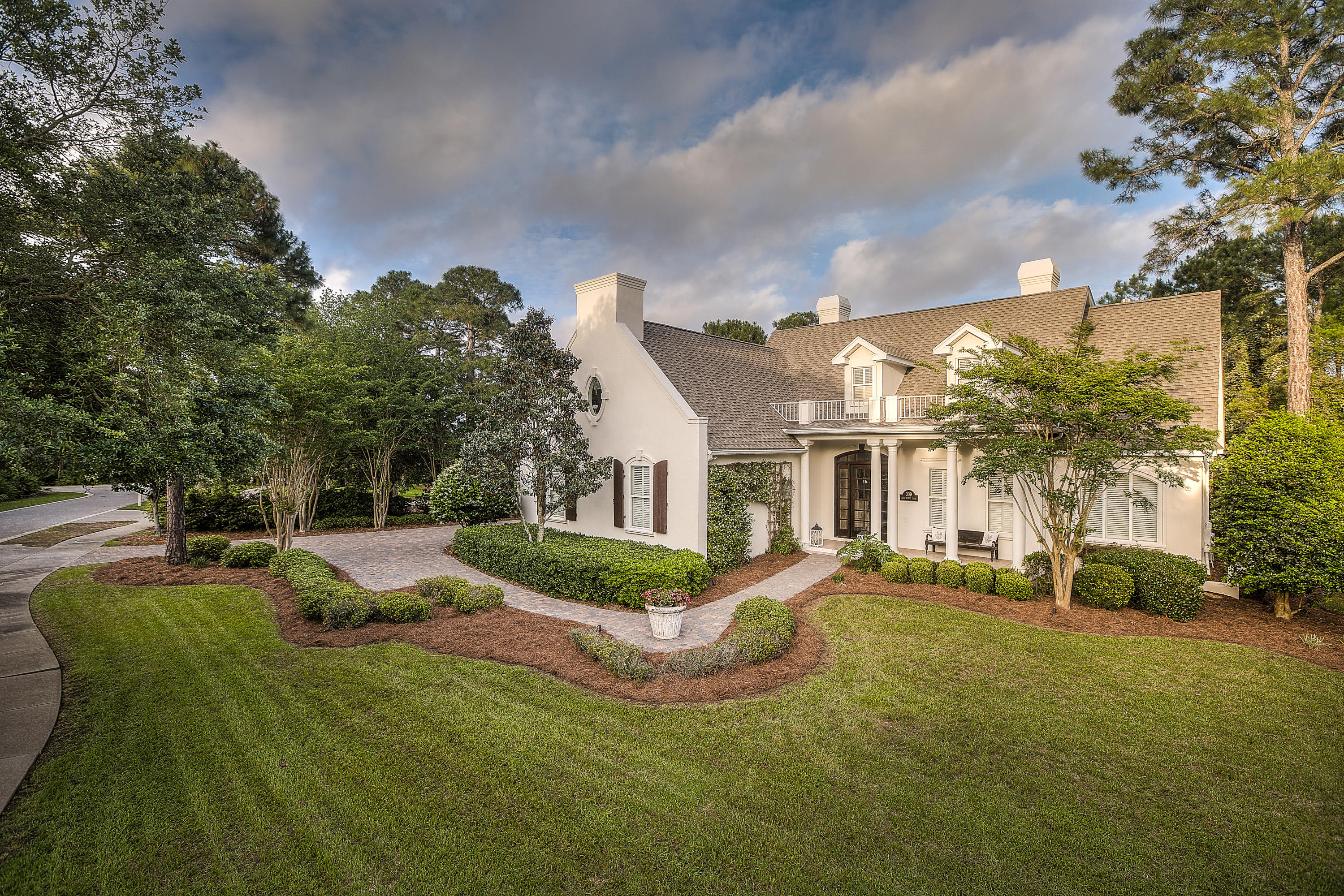 KELLY PLANTATION - Residential