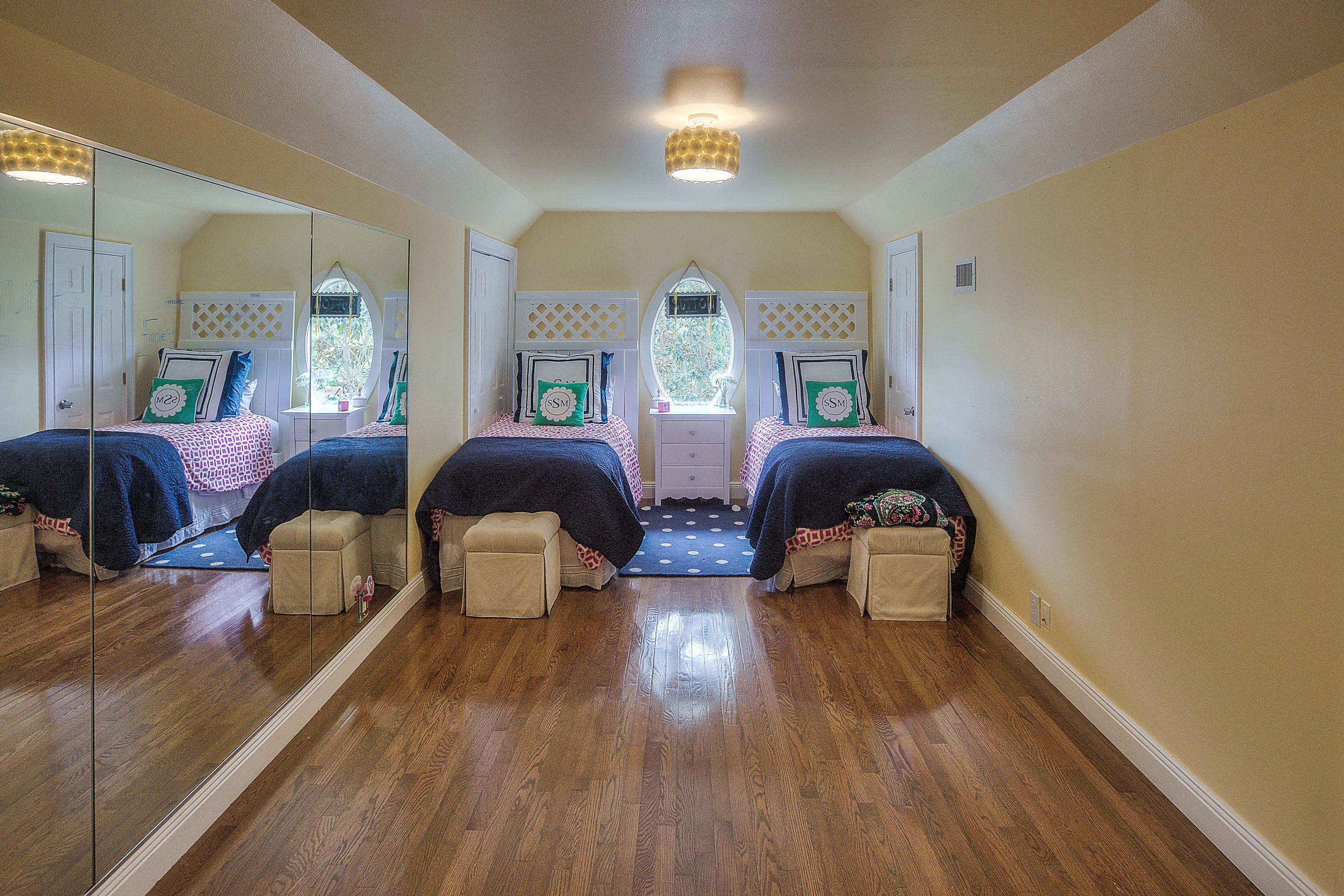 KELLY PLANTATION - Residential