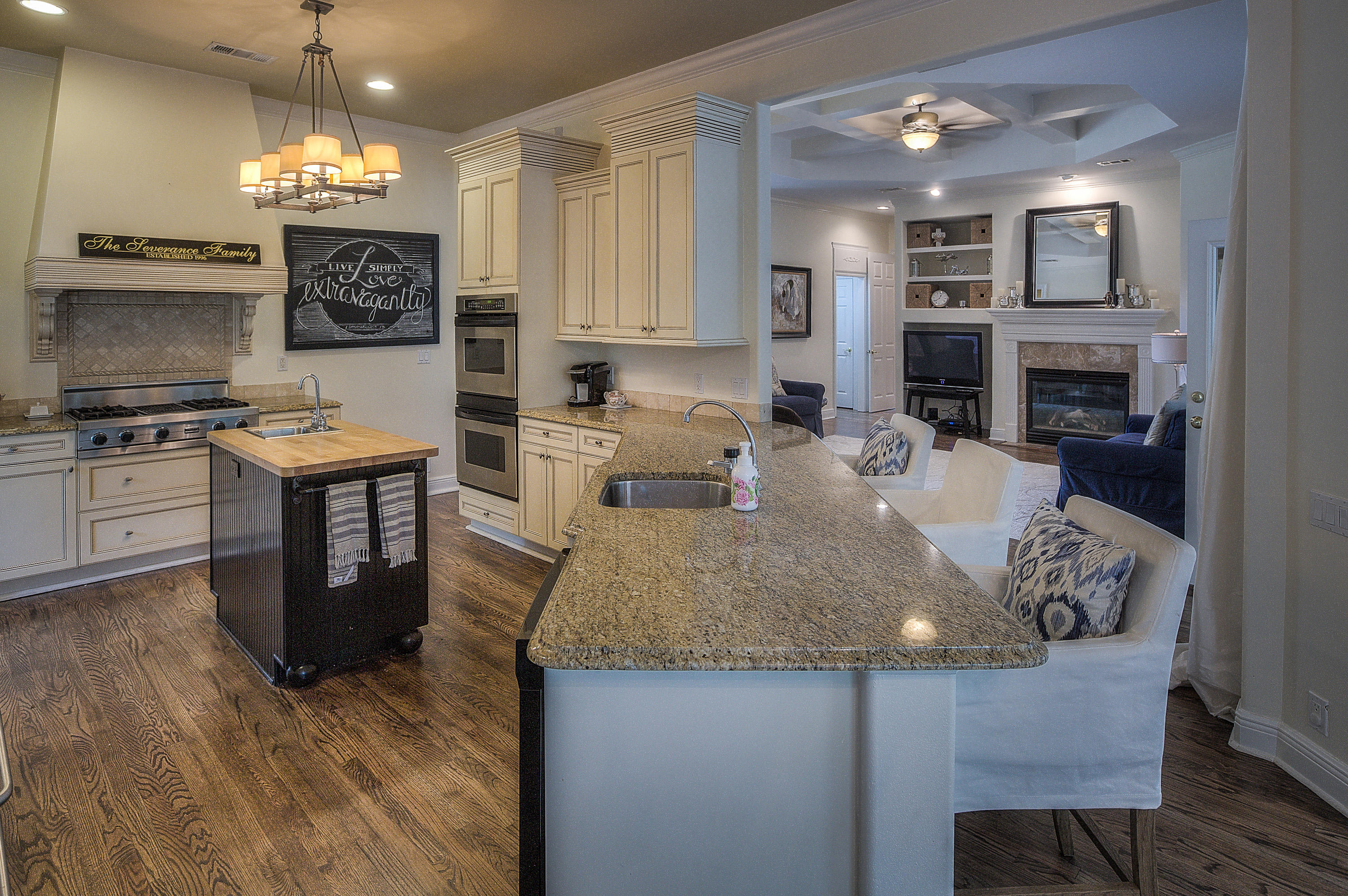 KELLY PLANTATION - Residential