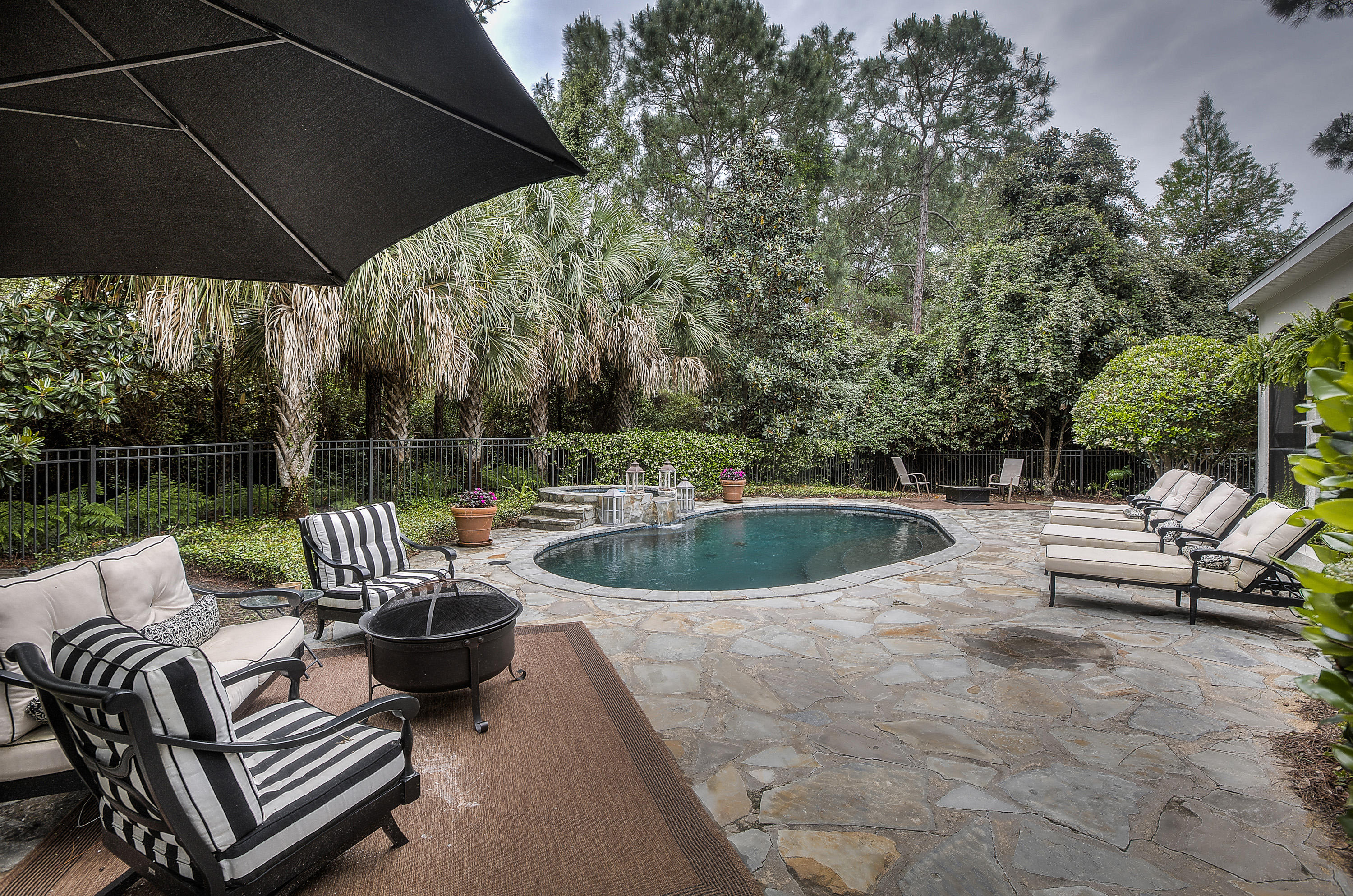 KELLY PLANTATION - Residential