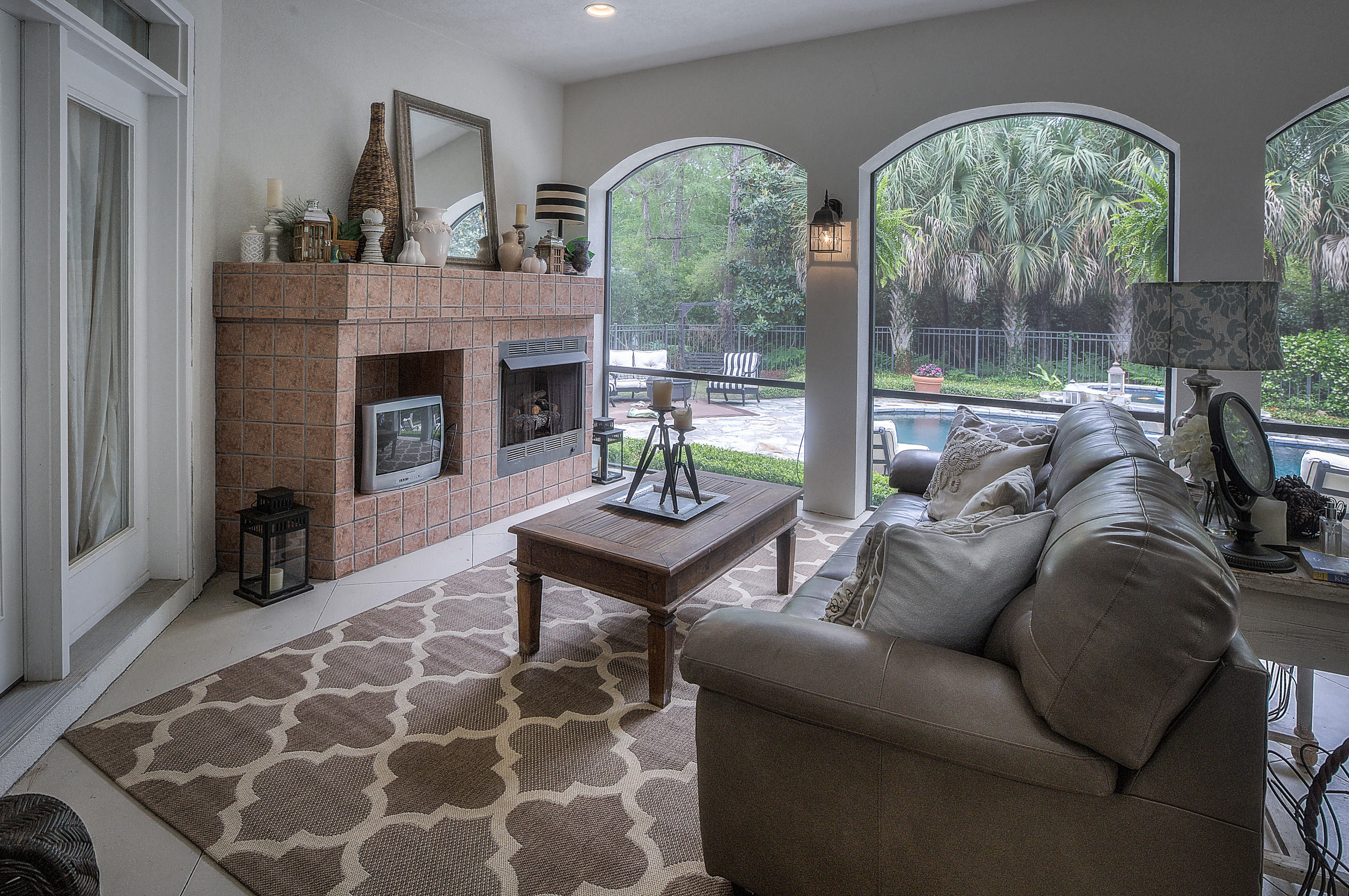 KELLY PLANTATION - Residential