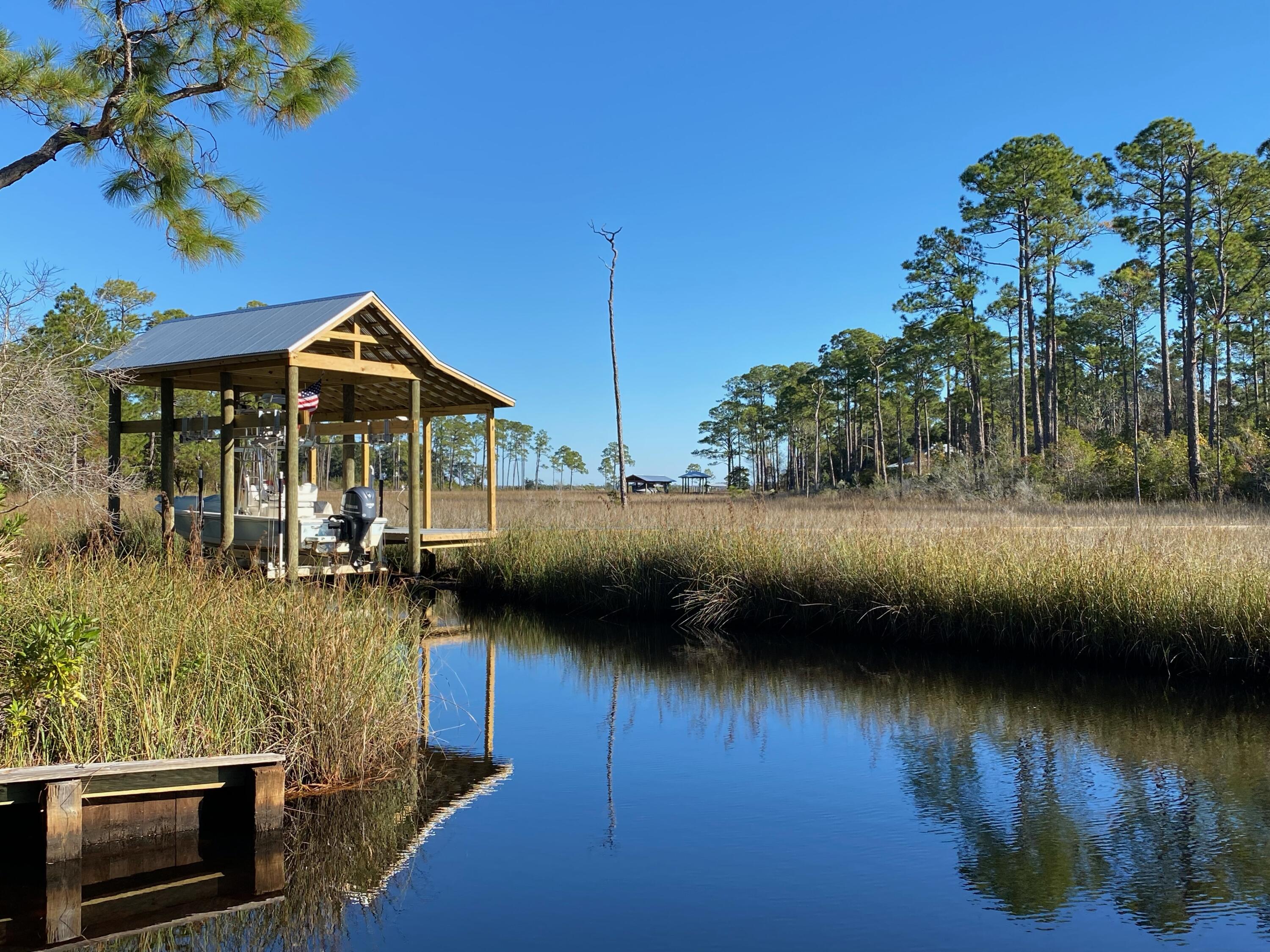 LOT 12 GRAYTON BAYOU S/D PLAT BK 16-31 OR 2645-1406 - Land