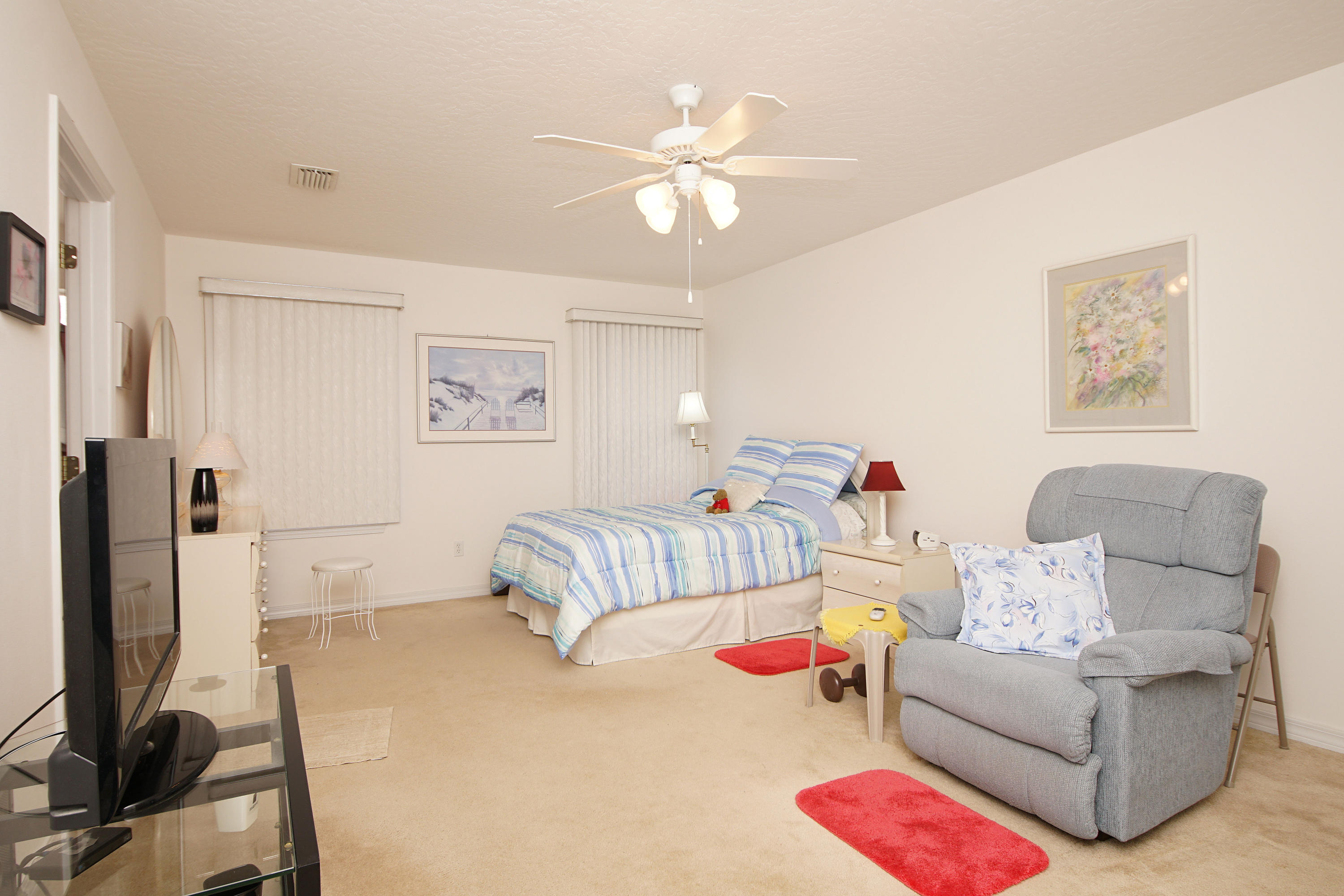 ELLIOTTS POINT - Residential