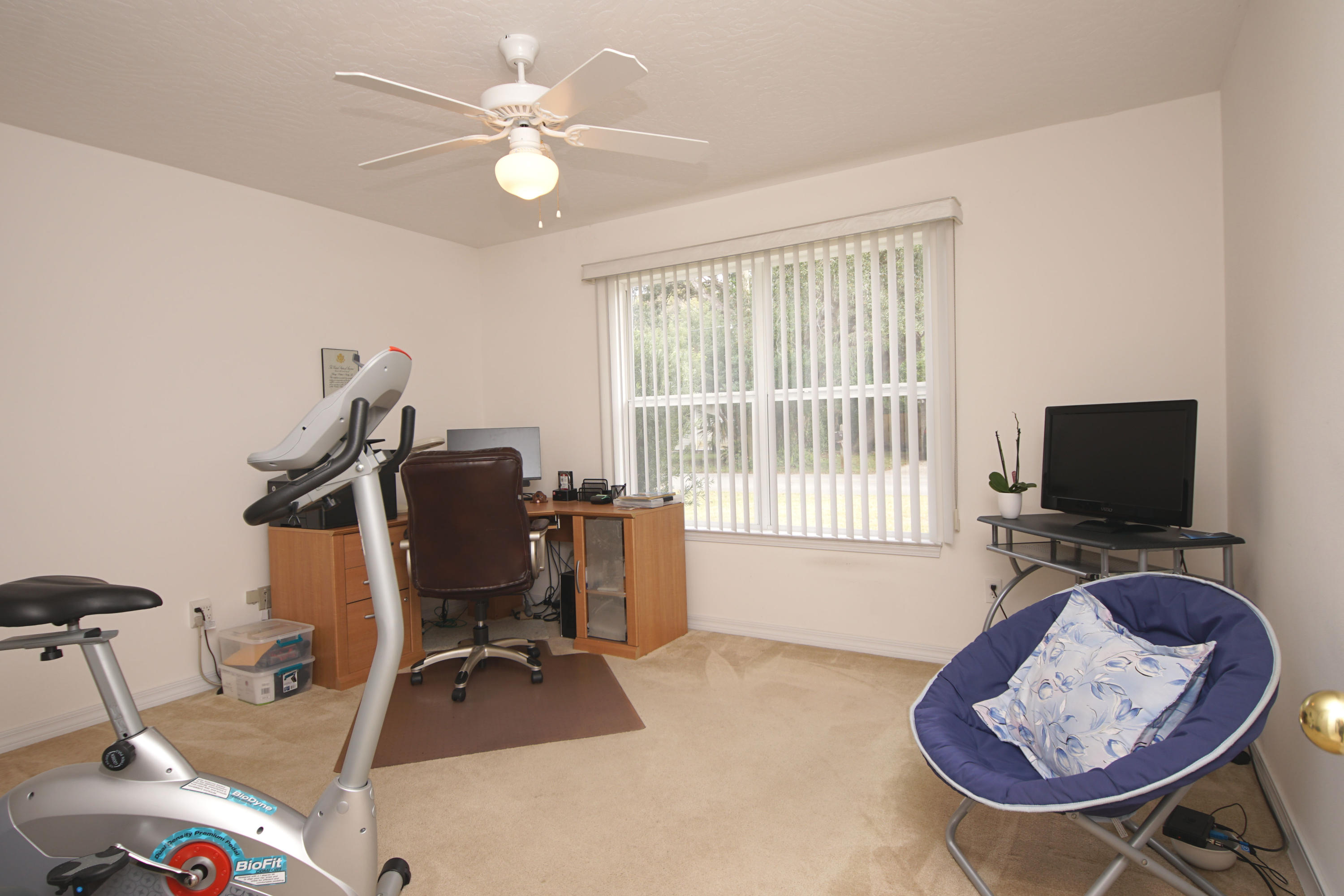 ELLIOTTS POINT - Residential