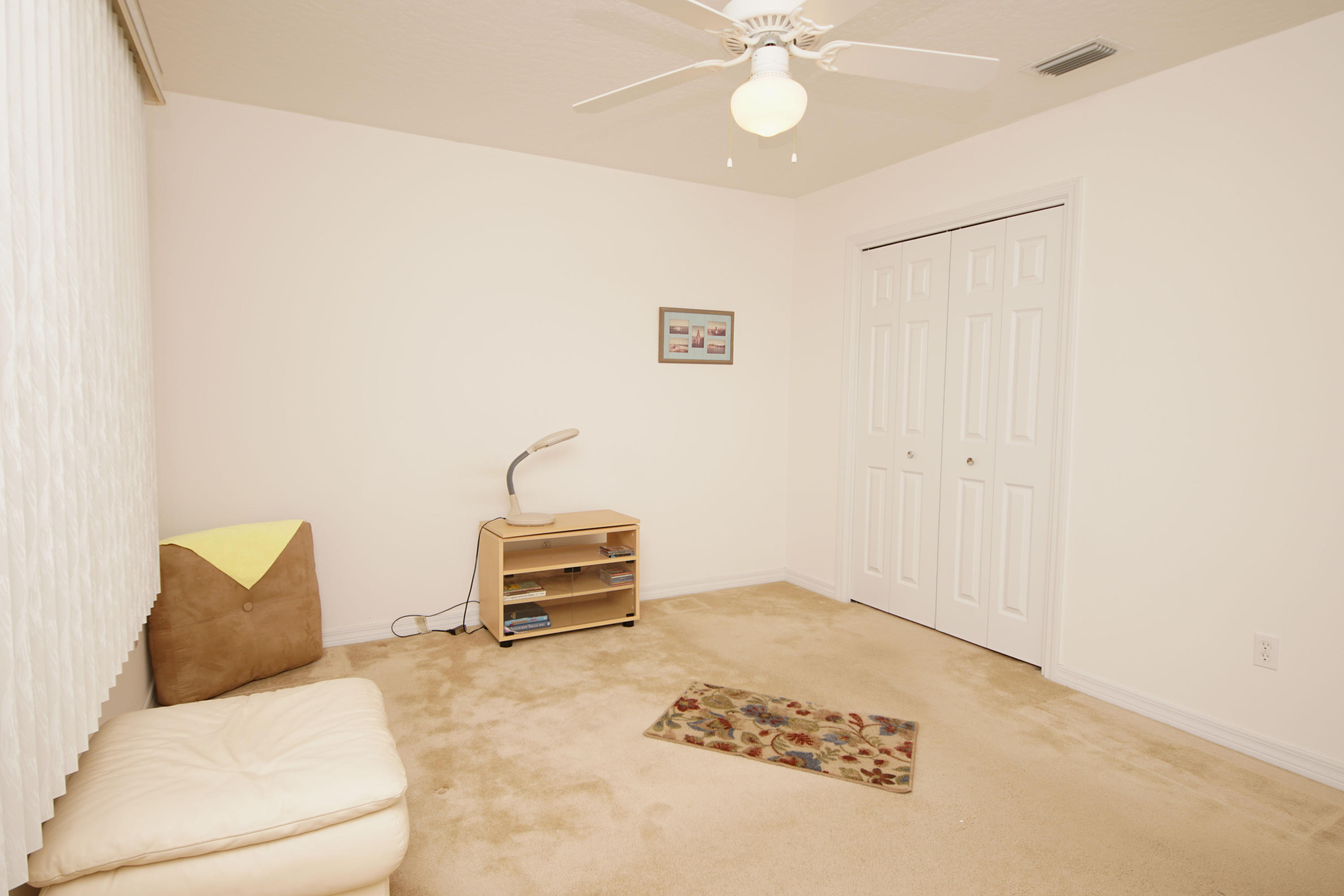 ELLIOTTS POINT - Residential