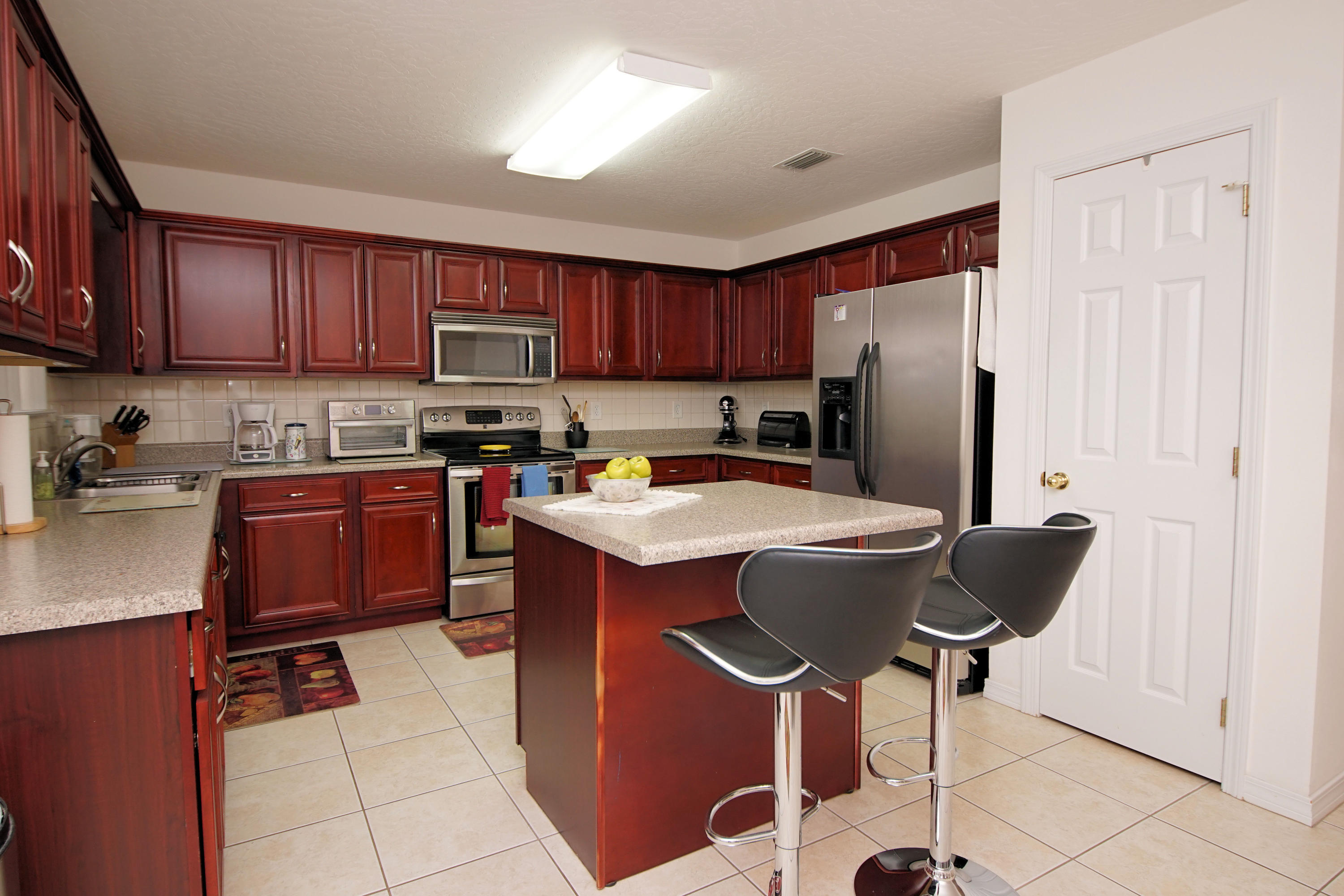 ELLIOTTS POINT - Residential