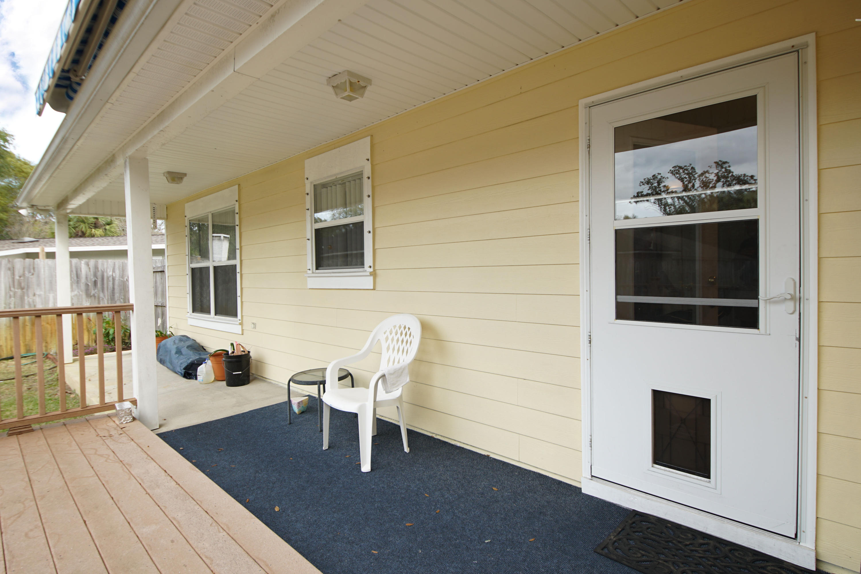 ELLIOTTS POINT - Residential