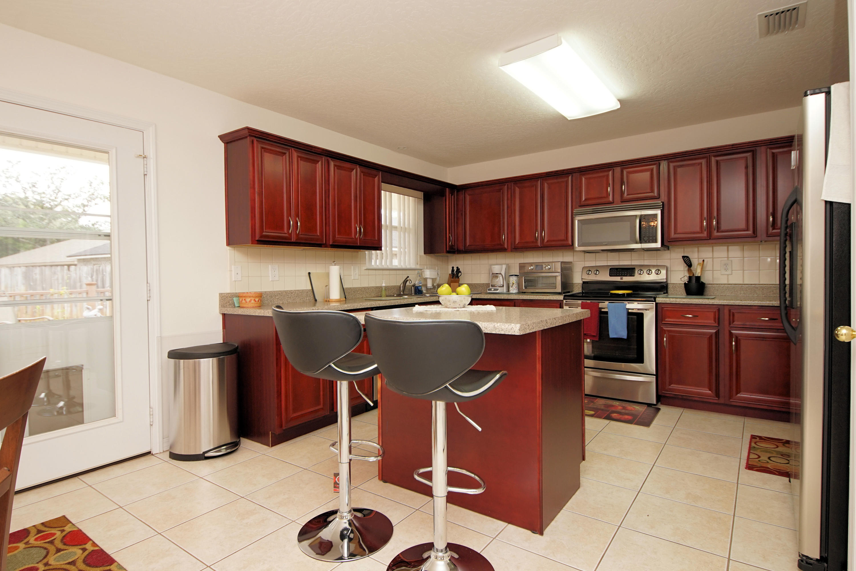 ELLIOTTS POINT - Residential