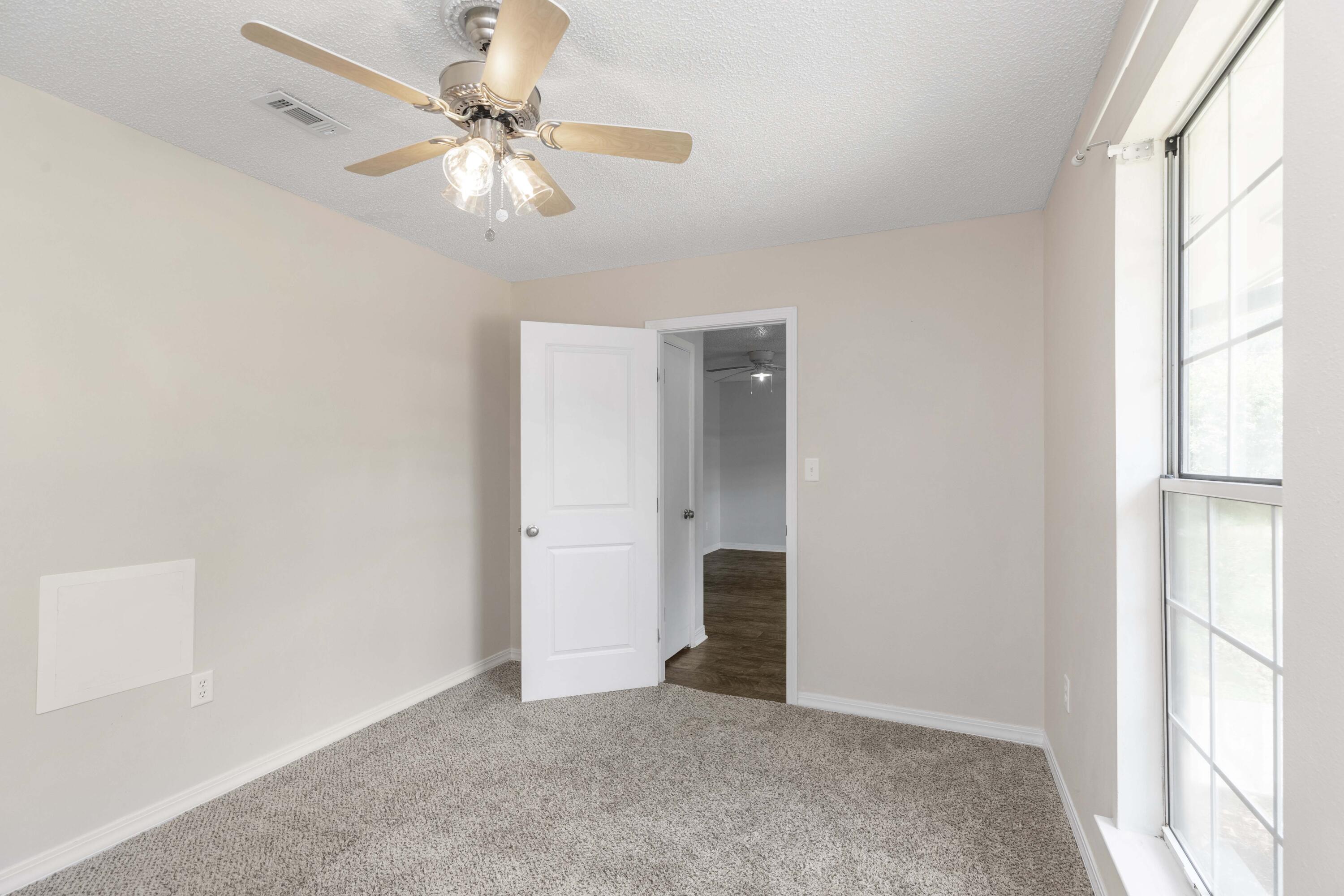 JACK KENNEDY 1ST ADD LOT 3 BLK 5 - Residential Lease