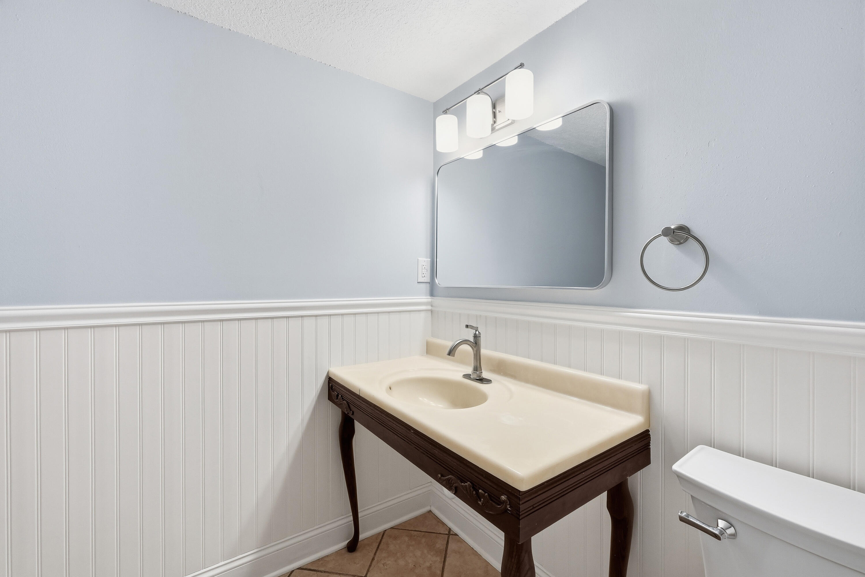 LEOTA MILLER - Residential Lease