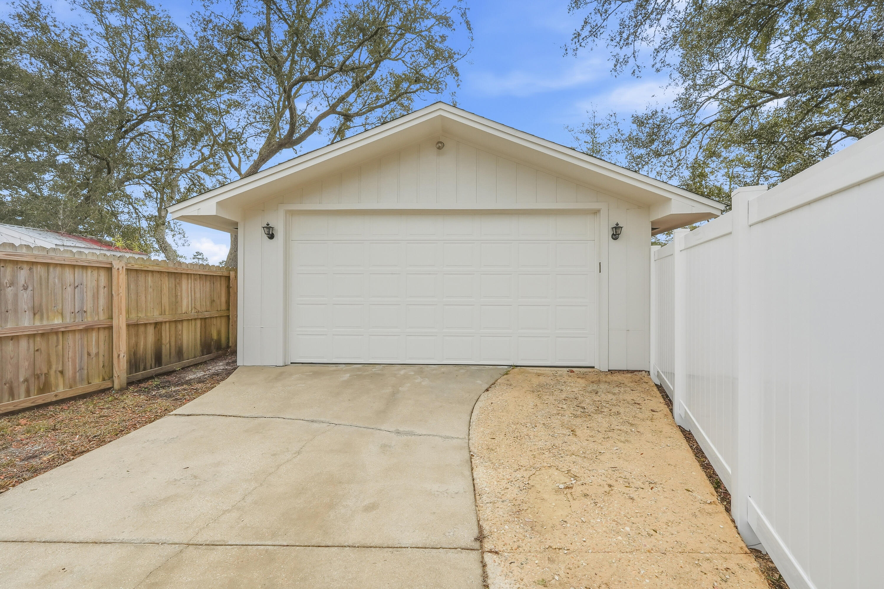 LEOTA MILLER - Residential Lease