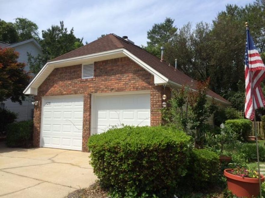 This charming, adorable two bedroom, two full bath, split floor plan home with a bonus room, is perfect for downsizing. With stainless steel appliances in the kitchen, all engineered wood floors, a wood fireplace, and a cute fenced in rear yard, this is a gold nugget tucked away in Parkwood Circle. This well cared for home is close to everything. Only .2 mile walk to Bluewater Elementary School, Drug Stores, Groceries, HOA fees include front yard care. Great Condition, roof is only one year old.and only 5 minutes to Destin across the midbay bridge.