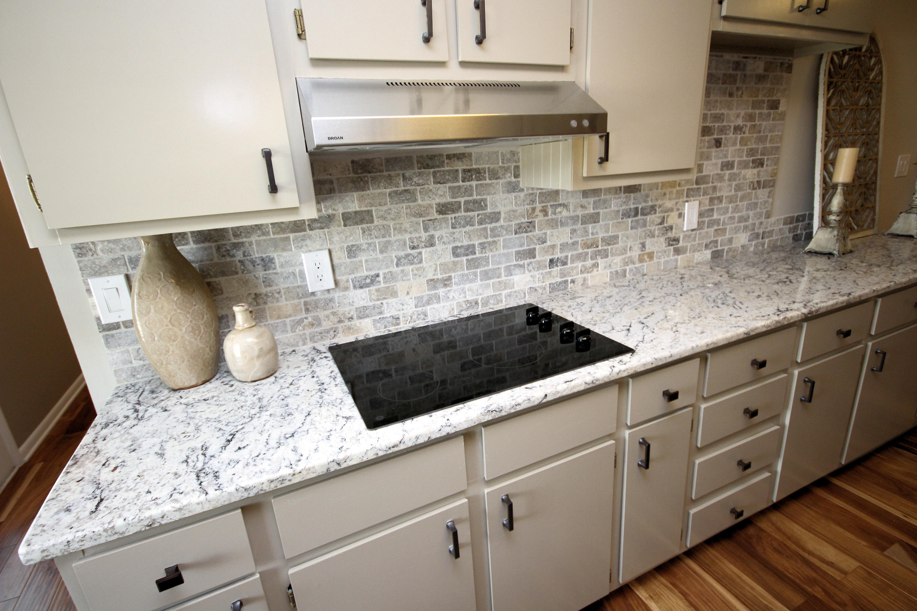 GABLE ESTATES - Residential