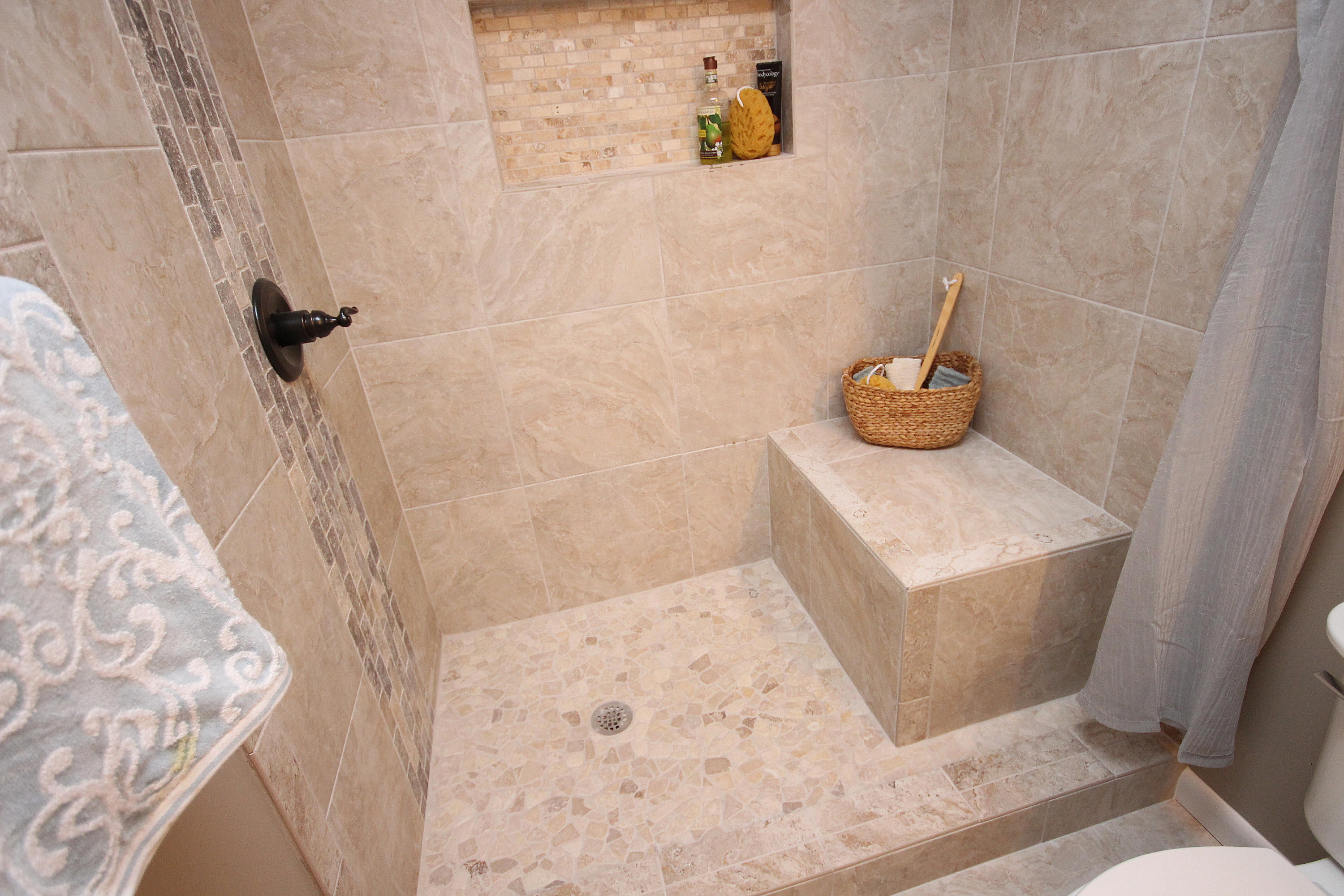 GABLE ESTATES - Residential