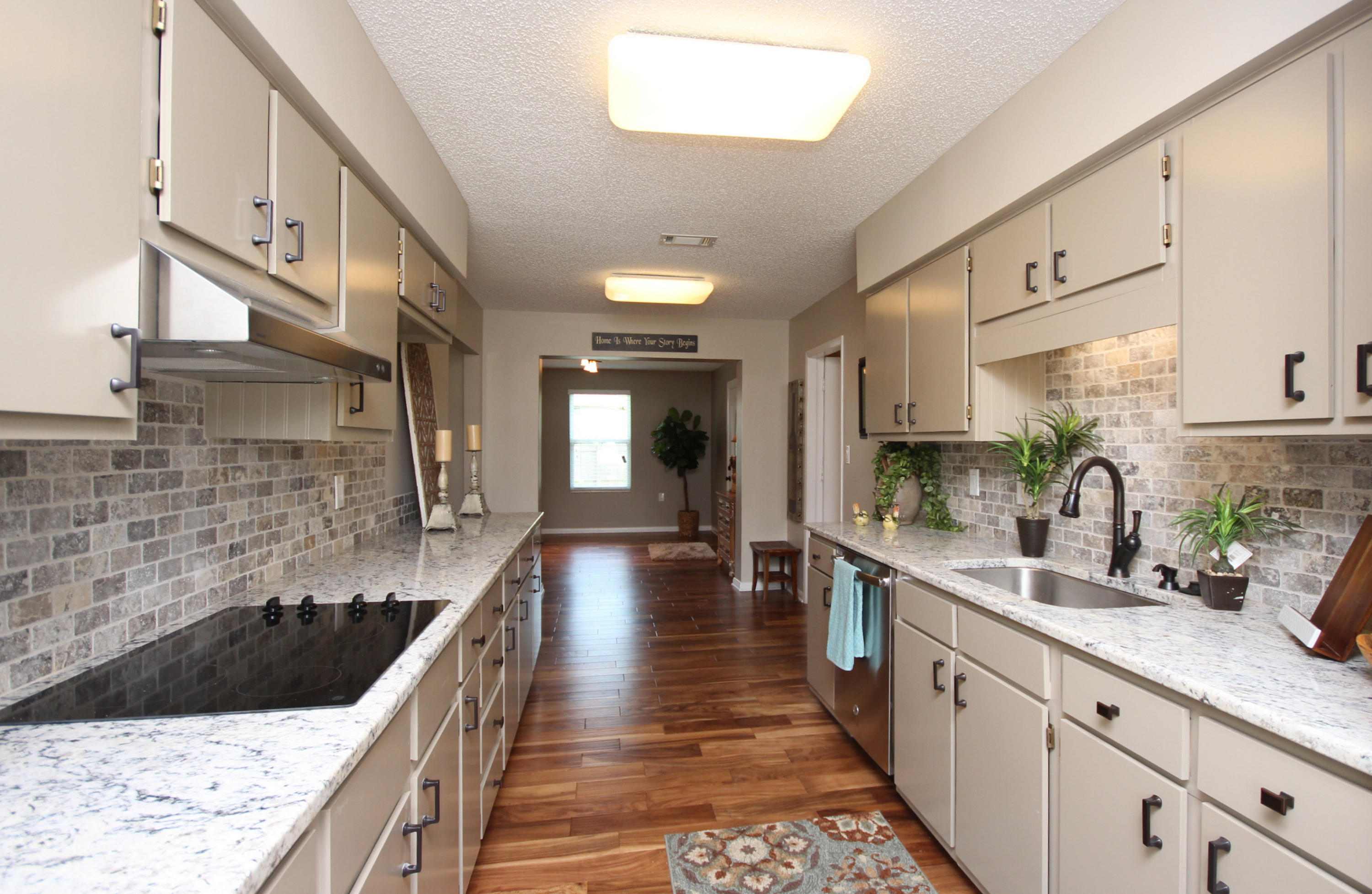 GABLE ESTATES - Residential