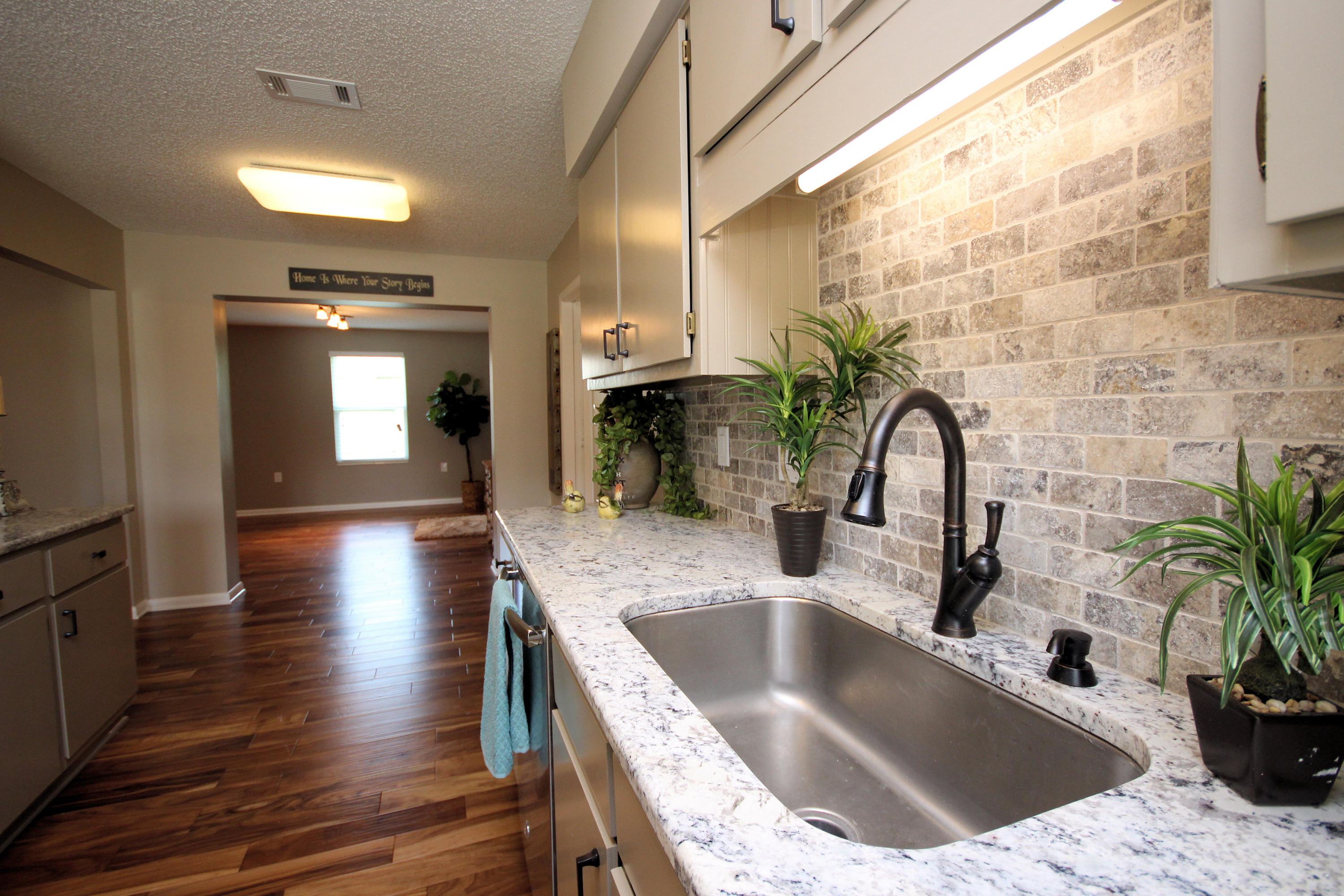 GABLE ESTATES - Residential