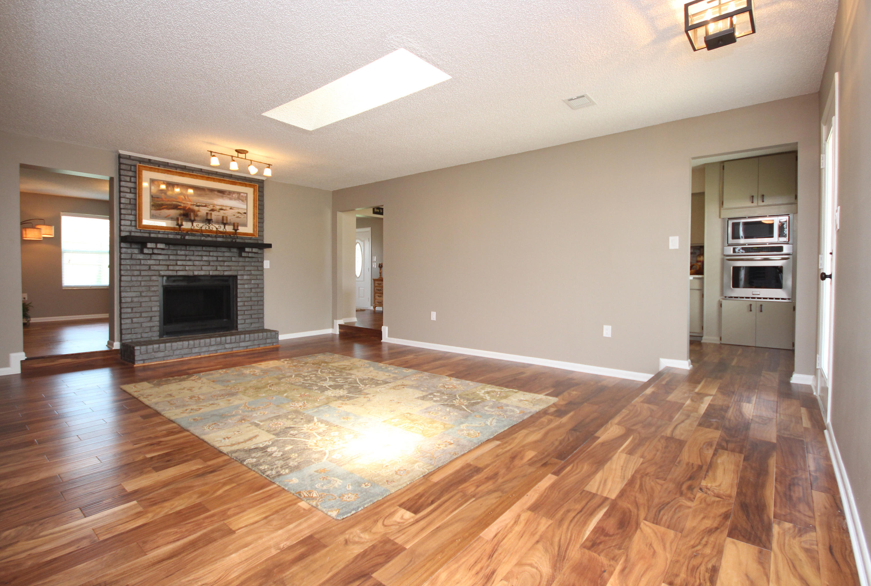 GABLE ESTATES - Residential