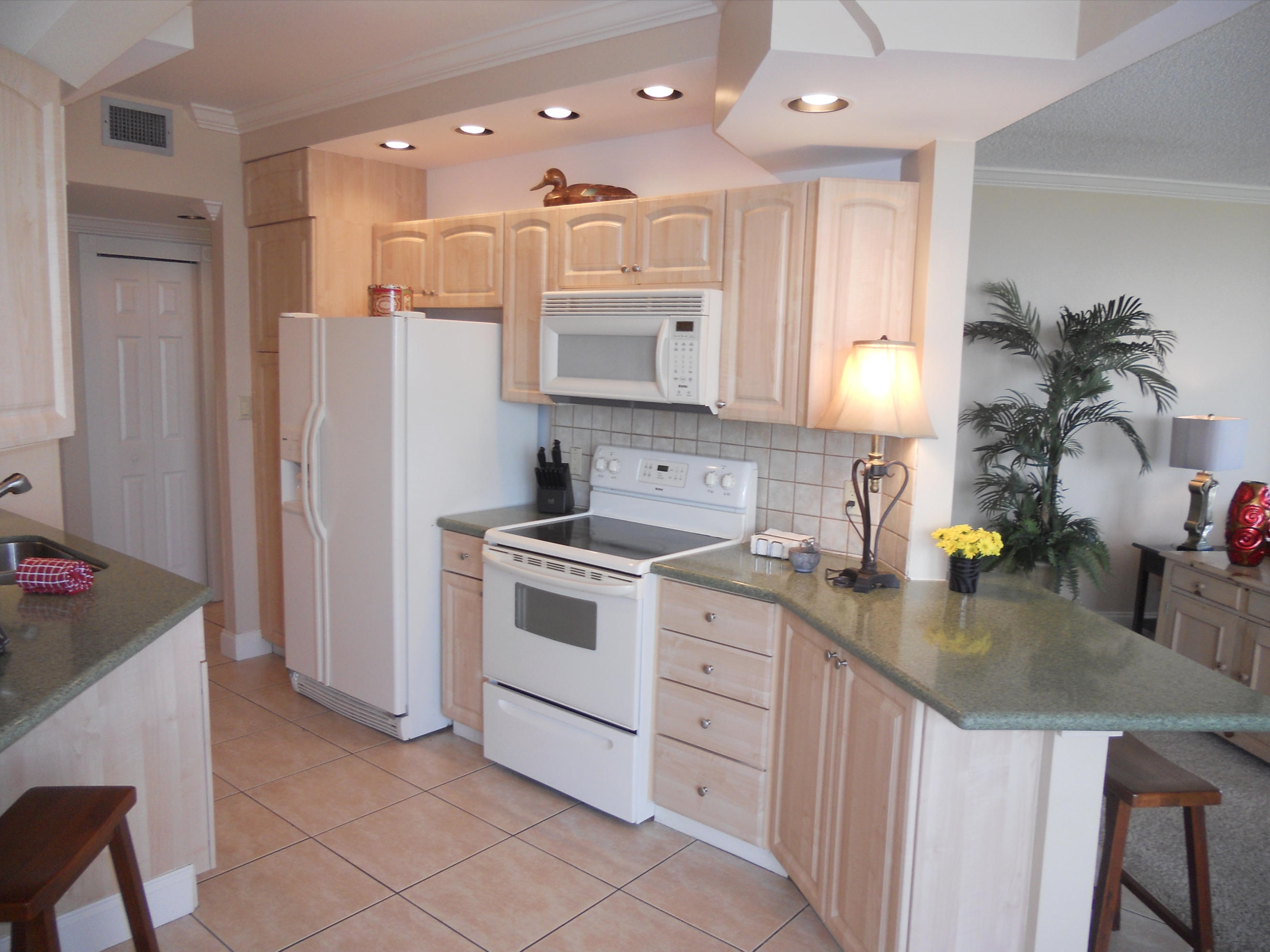 DESTIN SURFSIDE CONDO - Residential