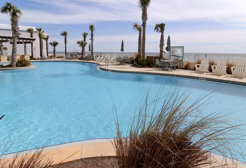 Aqua Beachside Resort - Residential