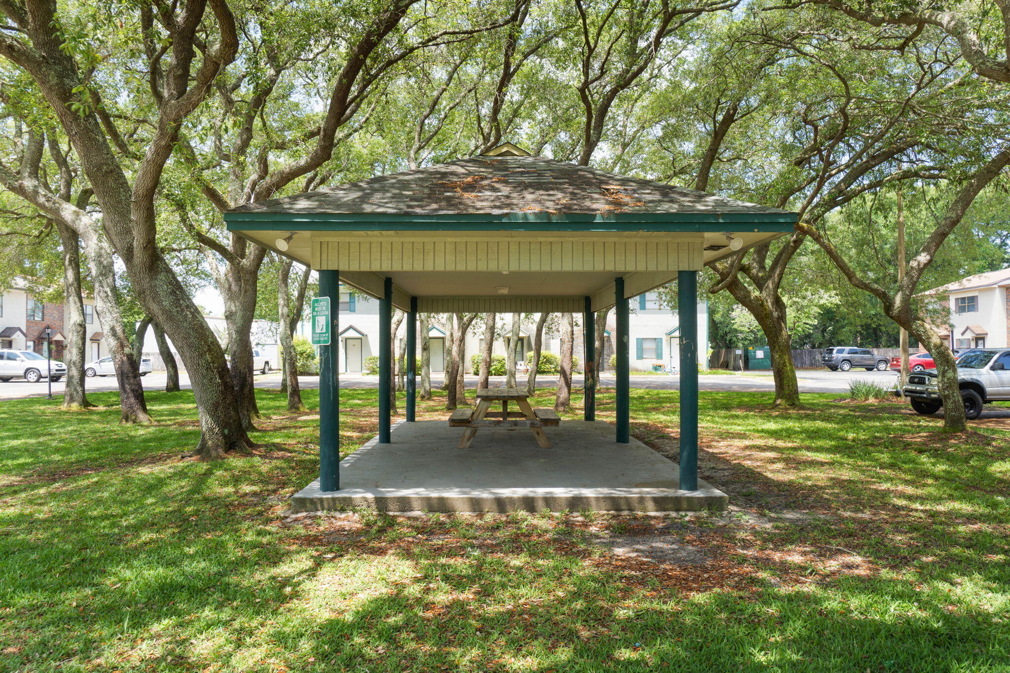 TYNER VILLAS LOT 2 - Residential Lease