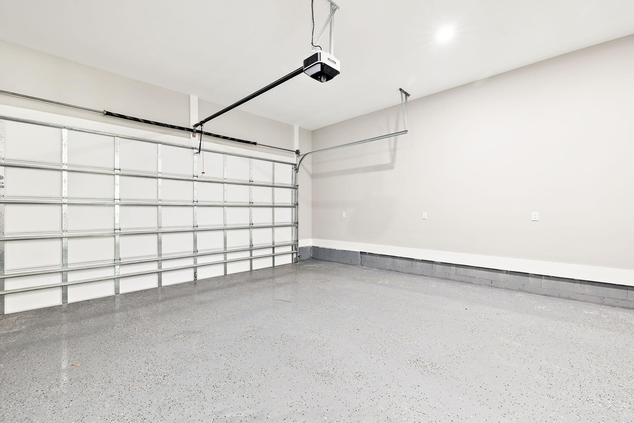 LAGUNA BEACH - Residential