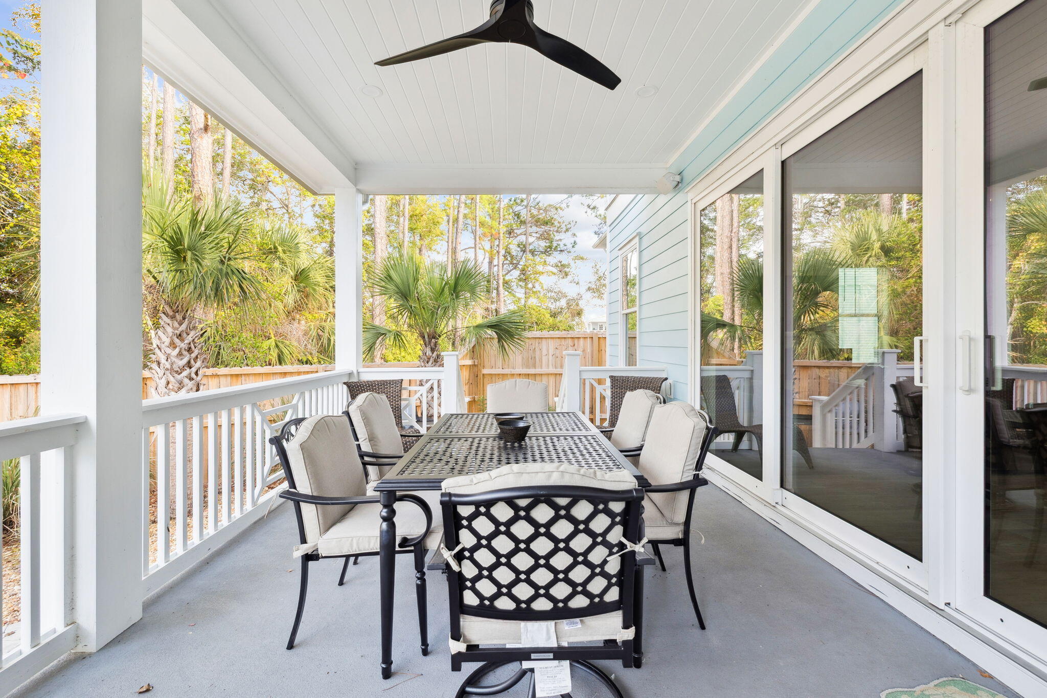 LAGUNA BEACH - Residential