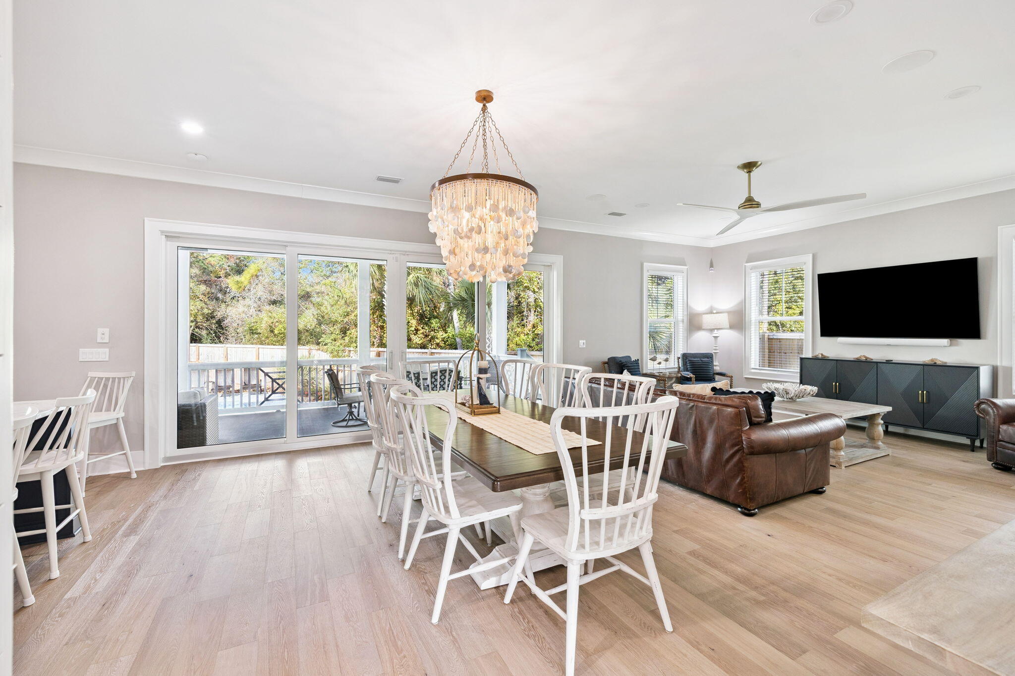 LAGUNA BEACH - Residential