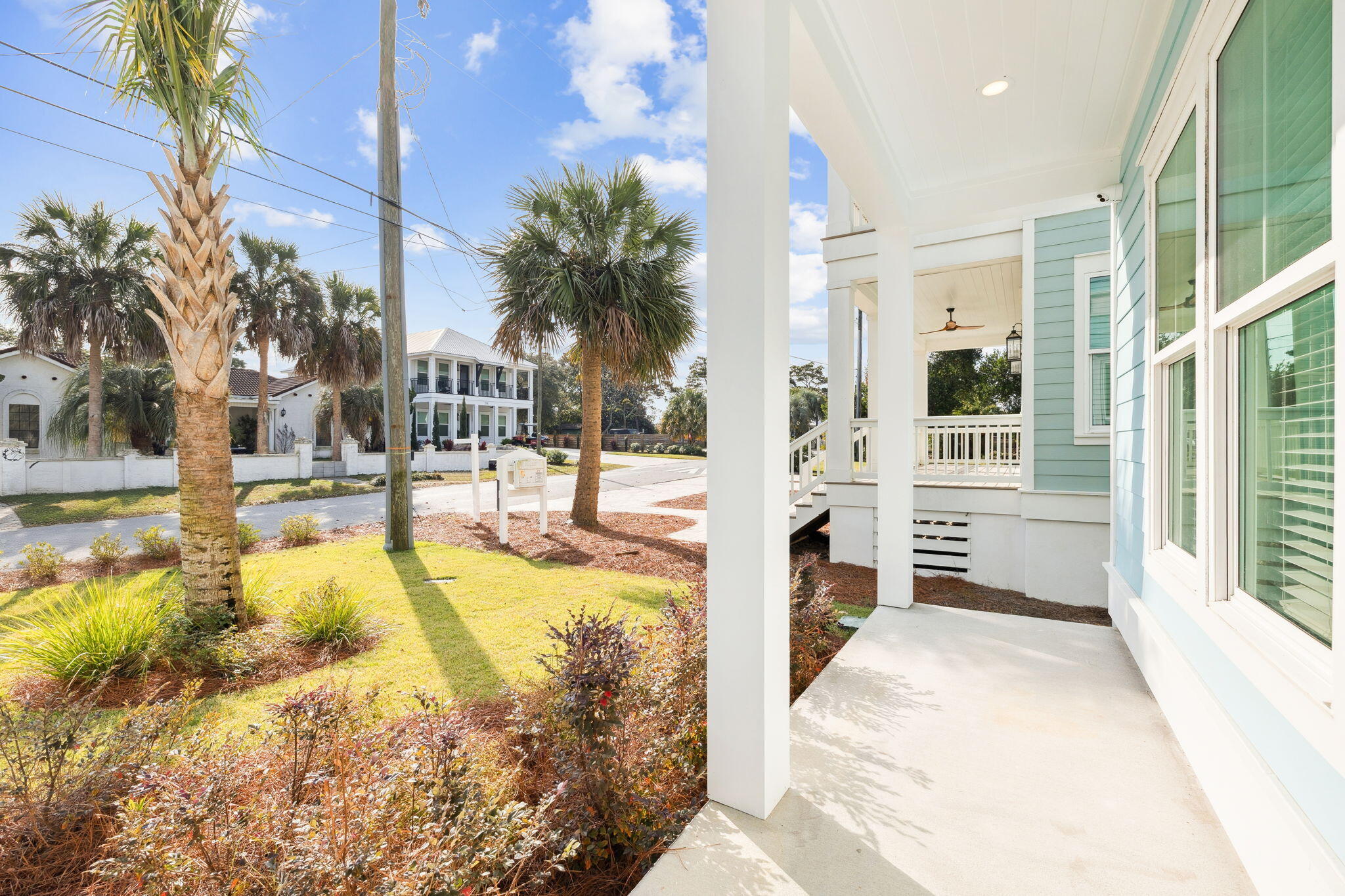 LAGUNA BEACH - Residential