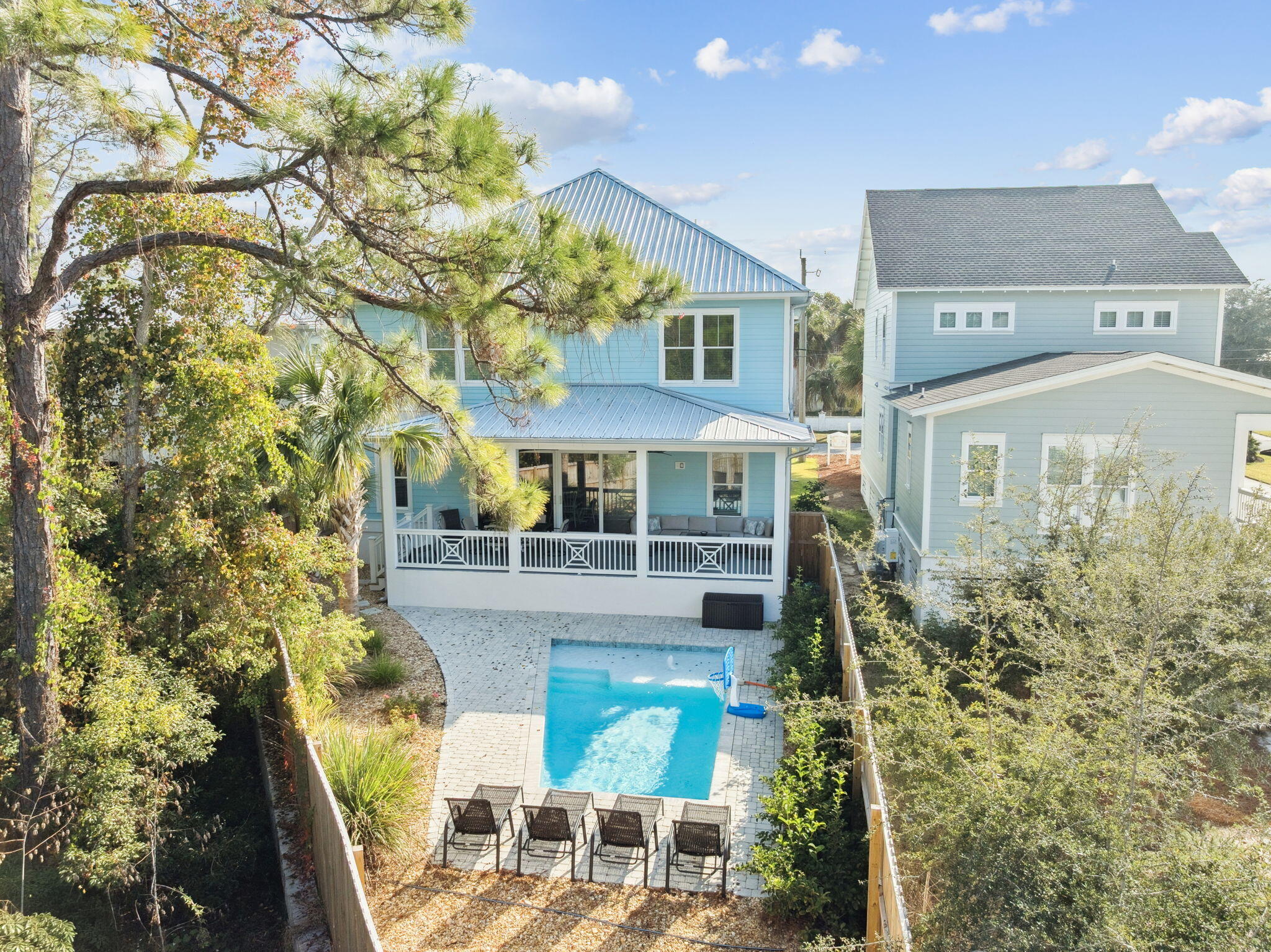 LAGUNA BEACH - Residential