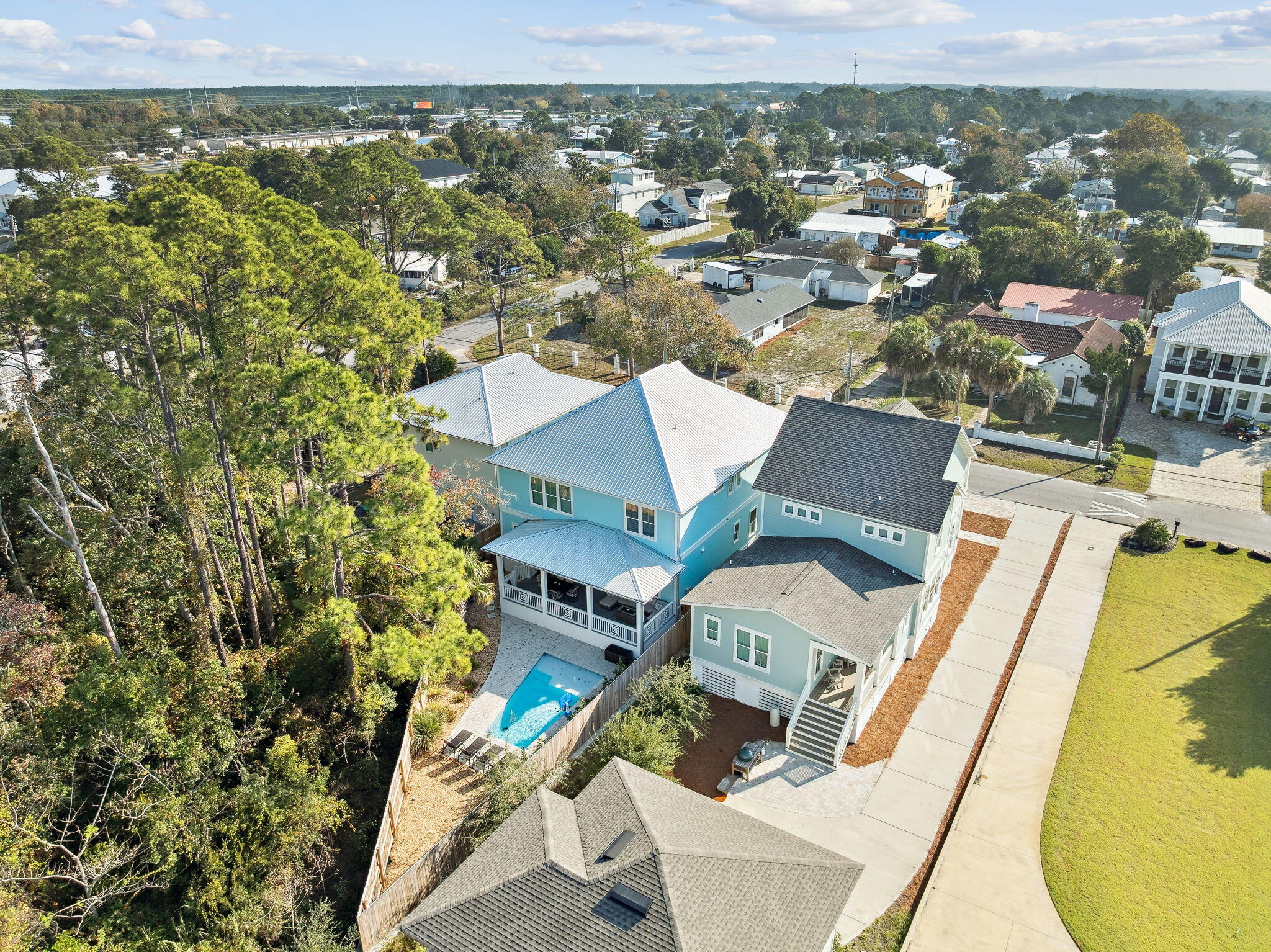 LAGUNA BEACH - Residential