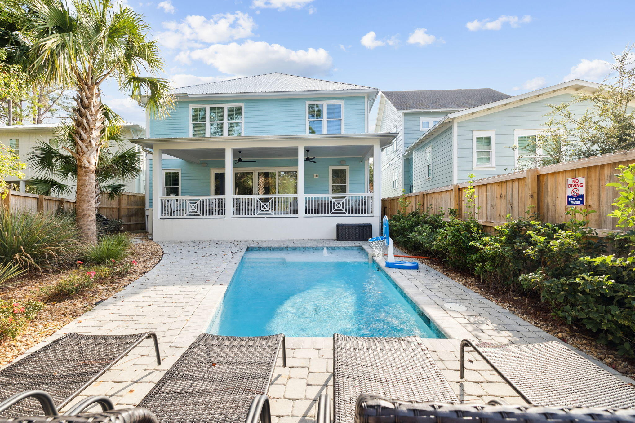 LAGUNA BEACH - Residential