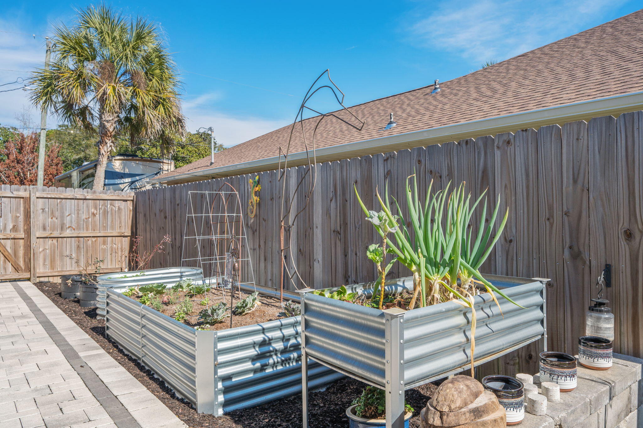 POQUITO BAYOU - Residential