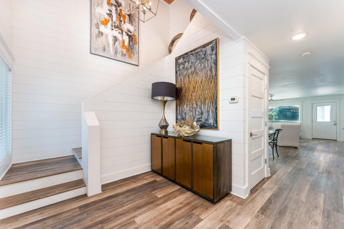 SEA WALK - Residential