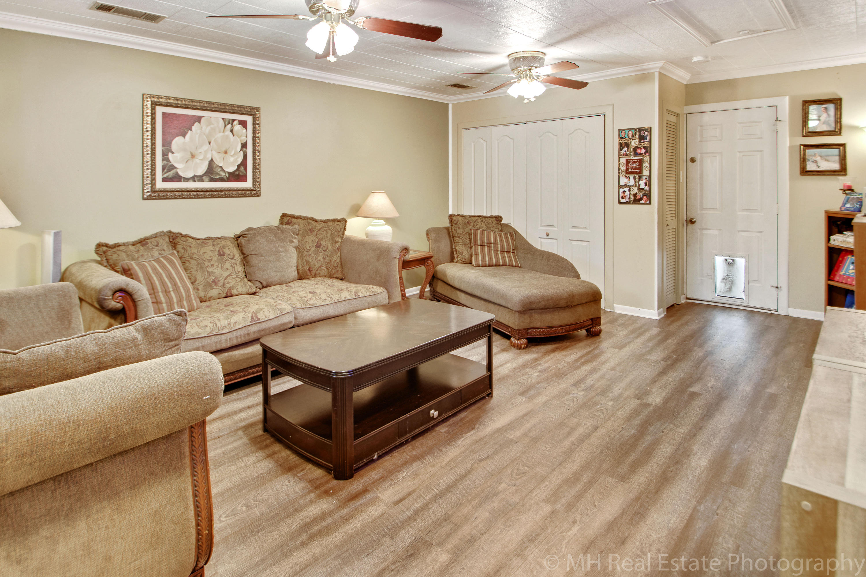 GARNIERS BEACH 2ND - Residential