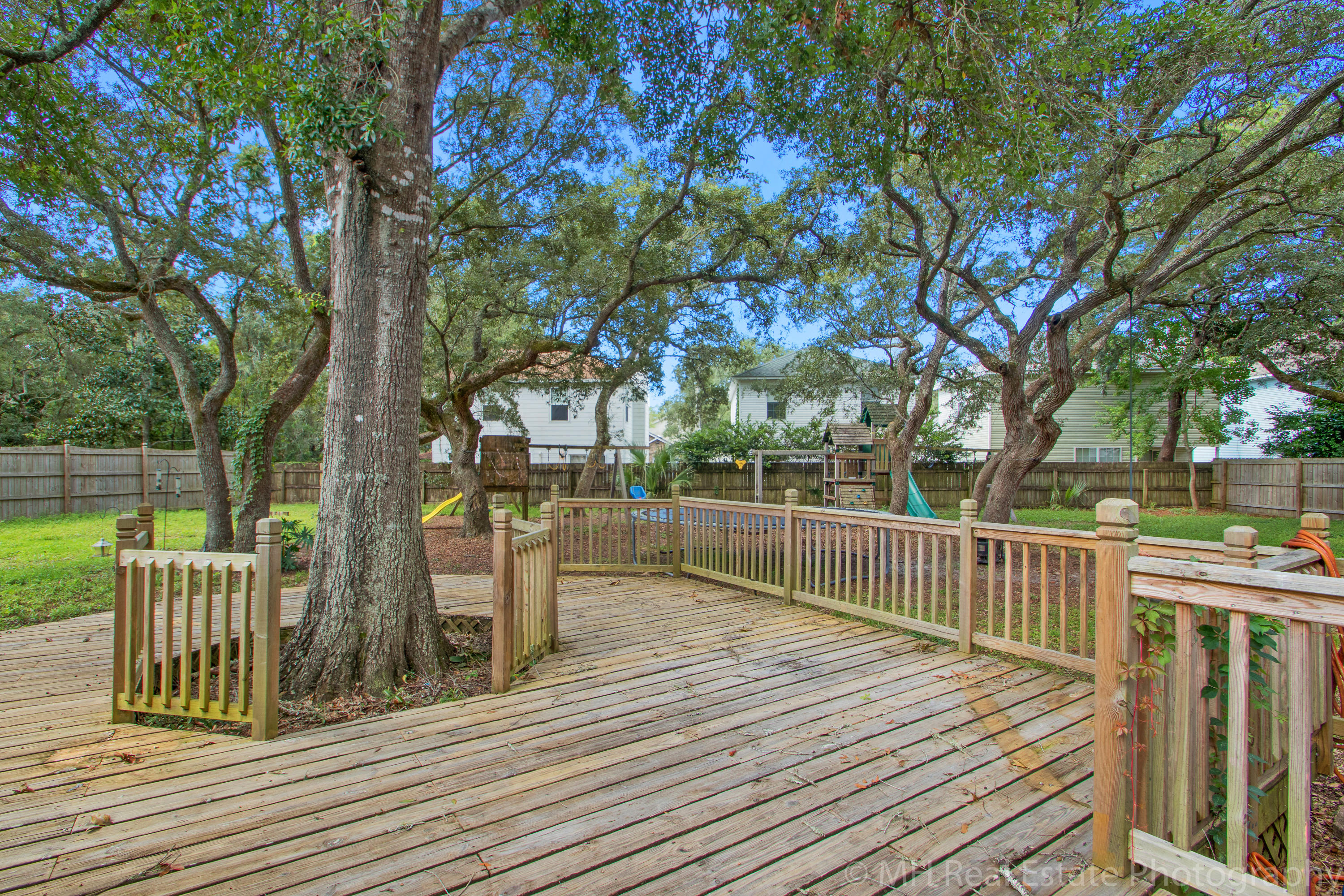 GARNIERS BEACH 2ND - Residential