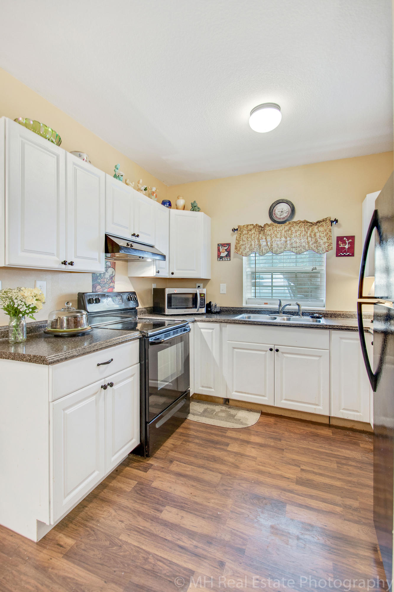 GARNIERS BEACH 2ND - Residential