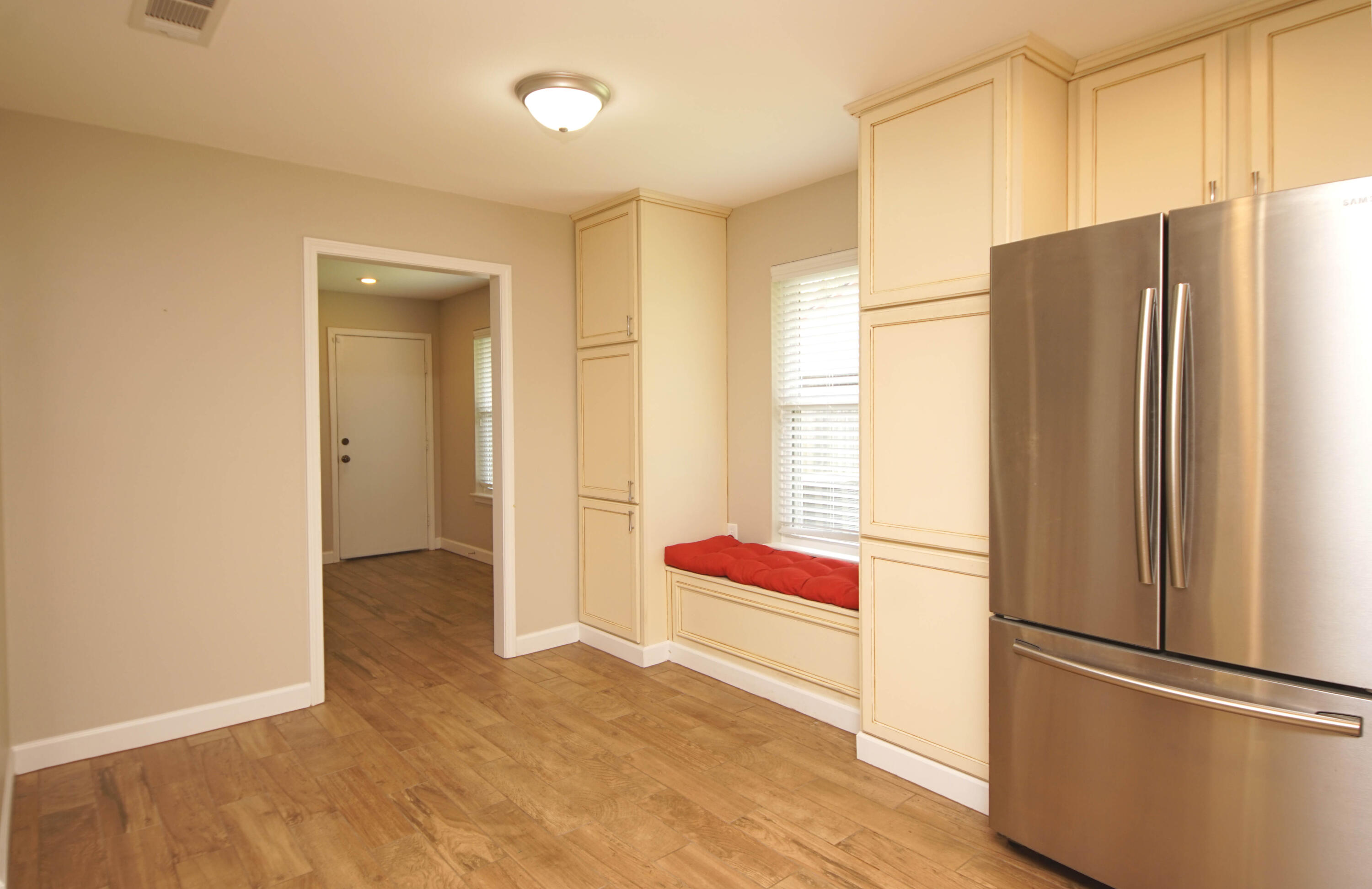 TANGLEWOOD S/D 1ST ADDN - Residential