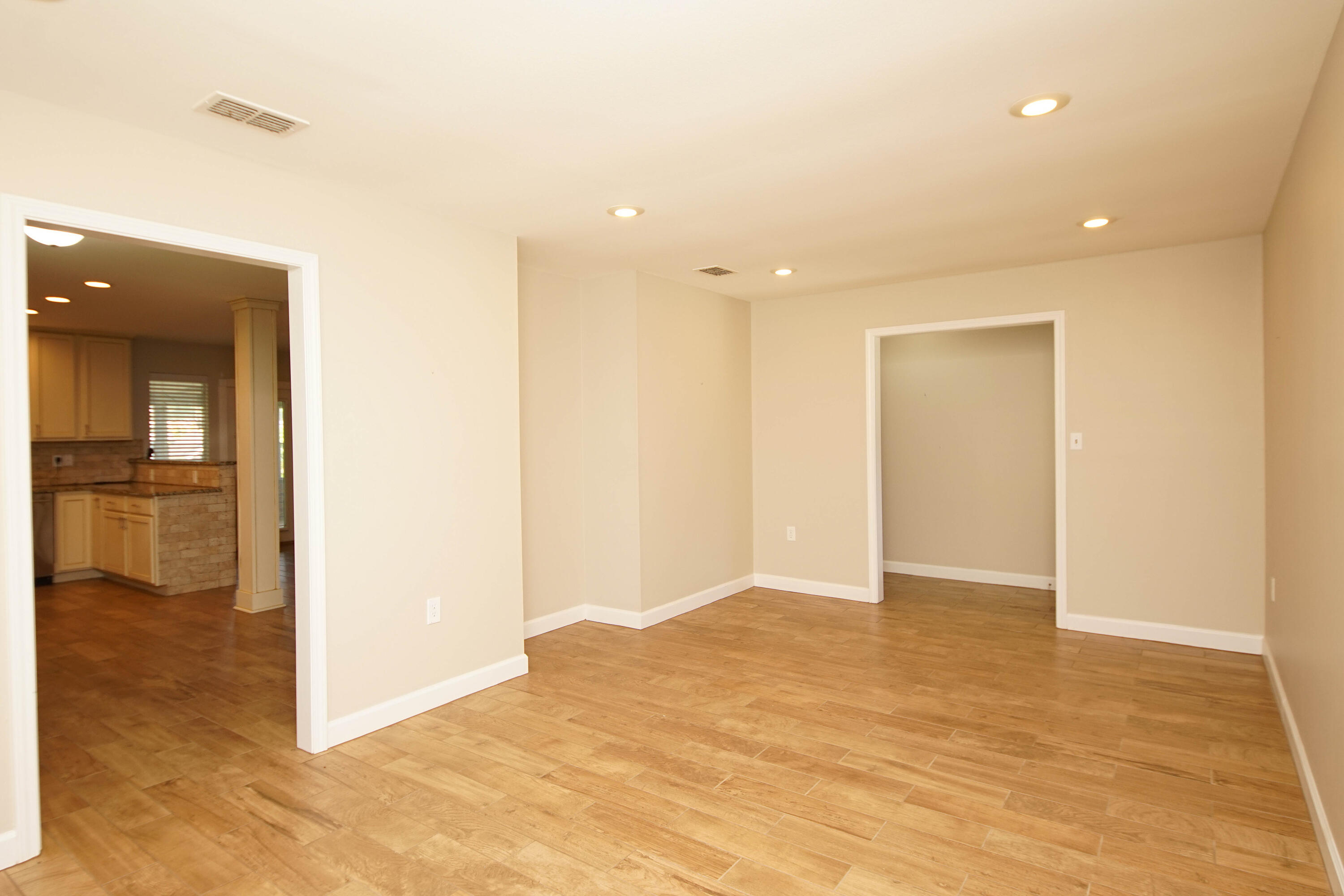 TANGLEWOOD S/D 1ST ADDN - Residential