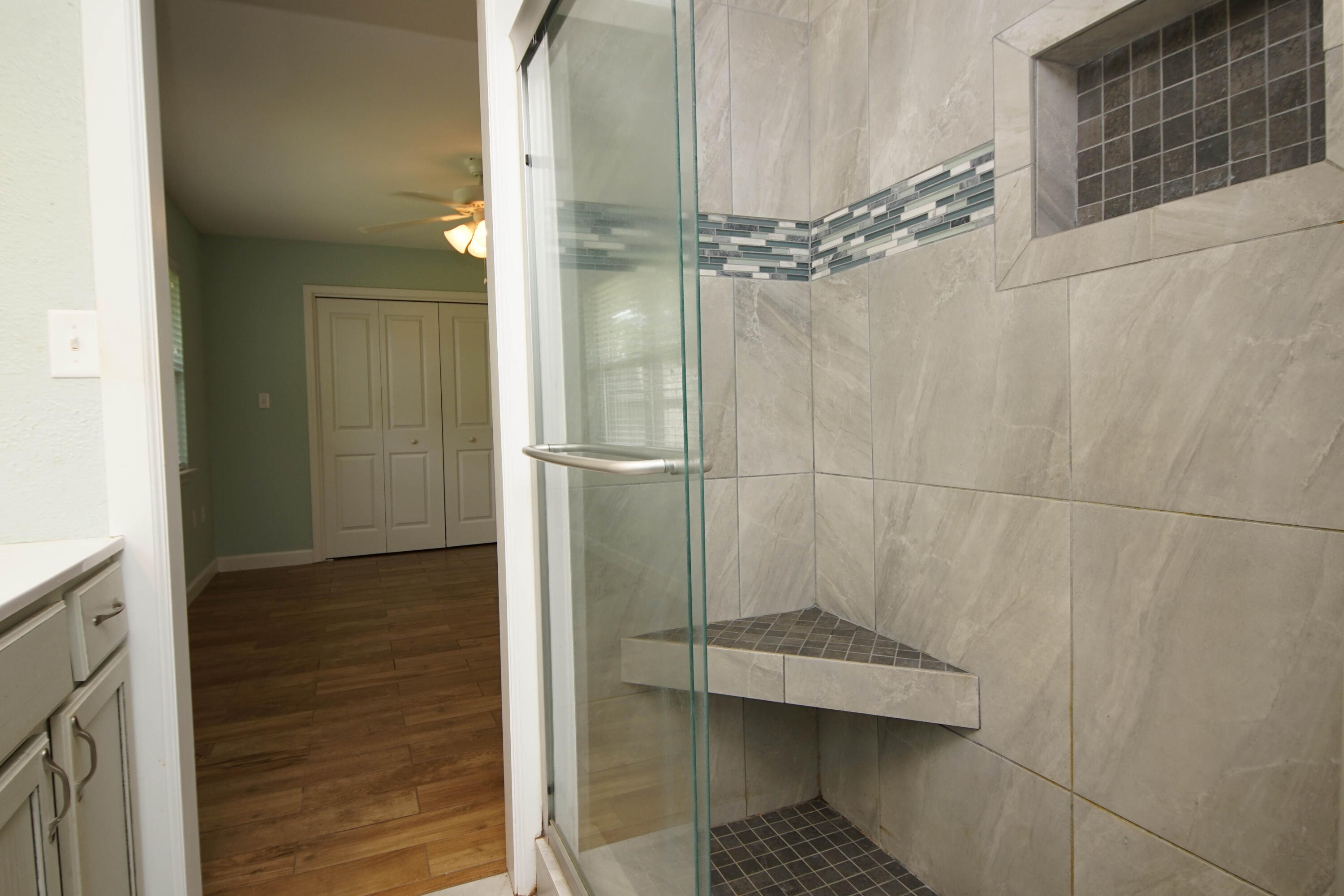 TANGLEWOOD S/D 1ST ADDN - Residential