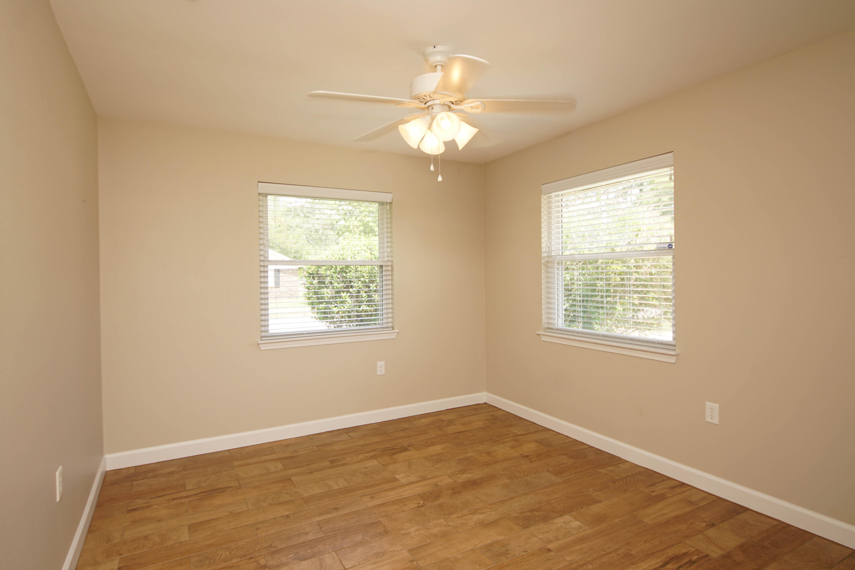 TANGLEWOOD S/D 1ST ADDN - Residential