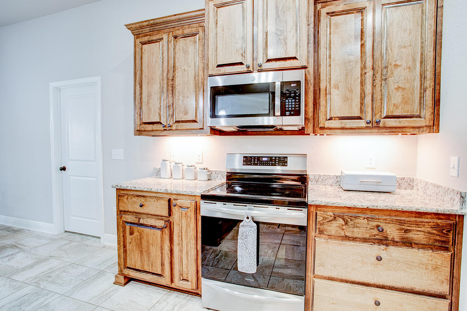 HOMEWOOD EST - Residential