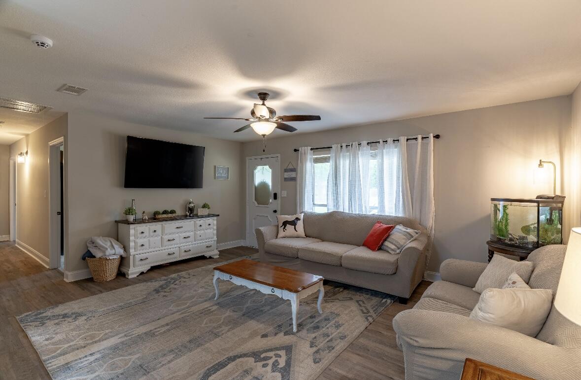 HOLLEY BY THE SEA - Residential