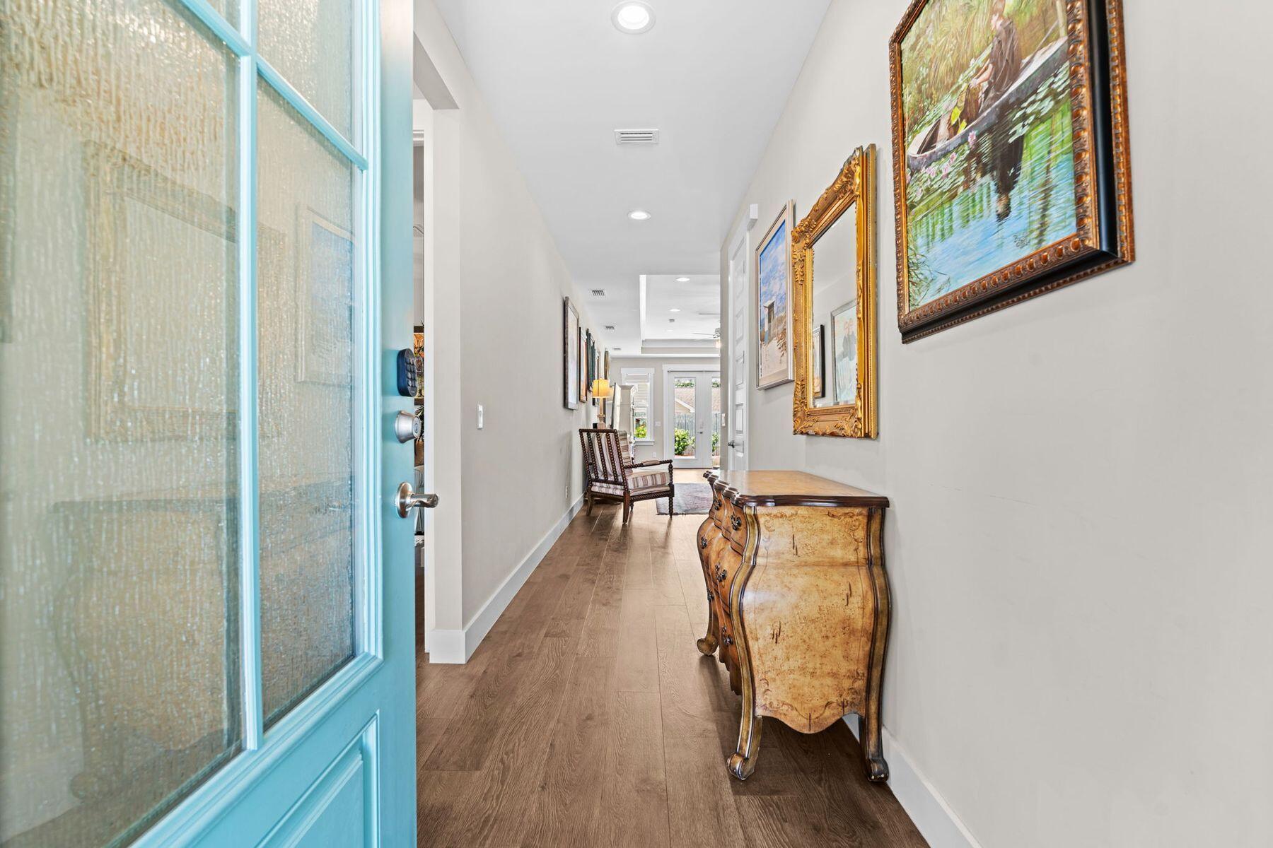 RIVIERA BEACH - Residential