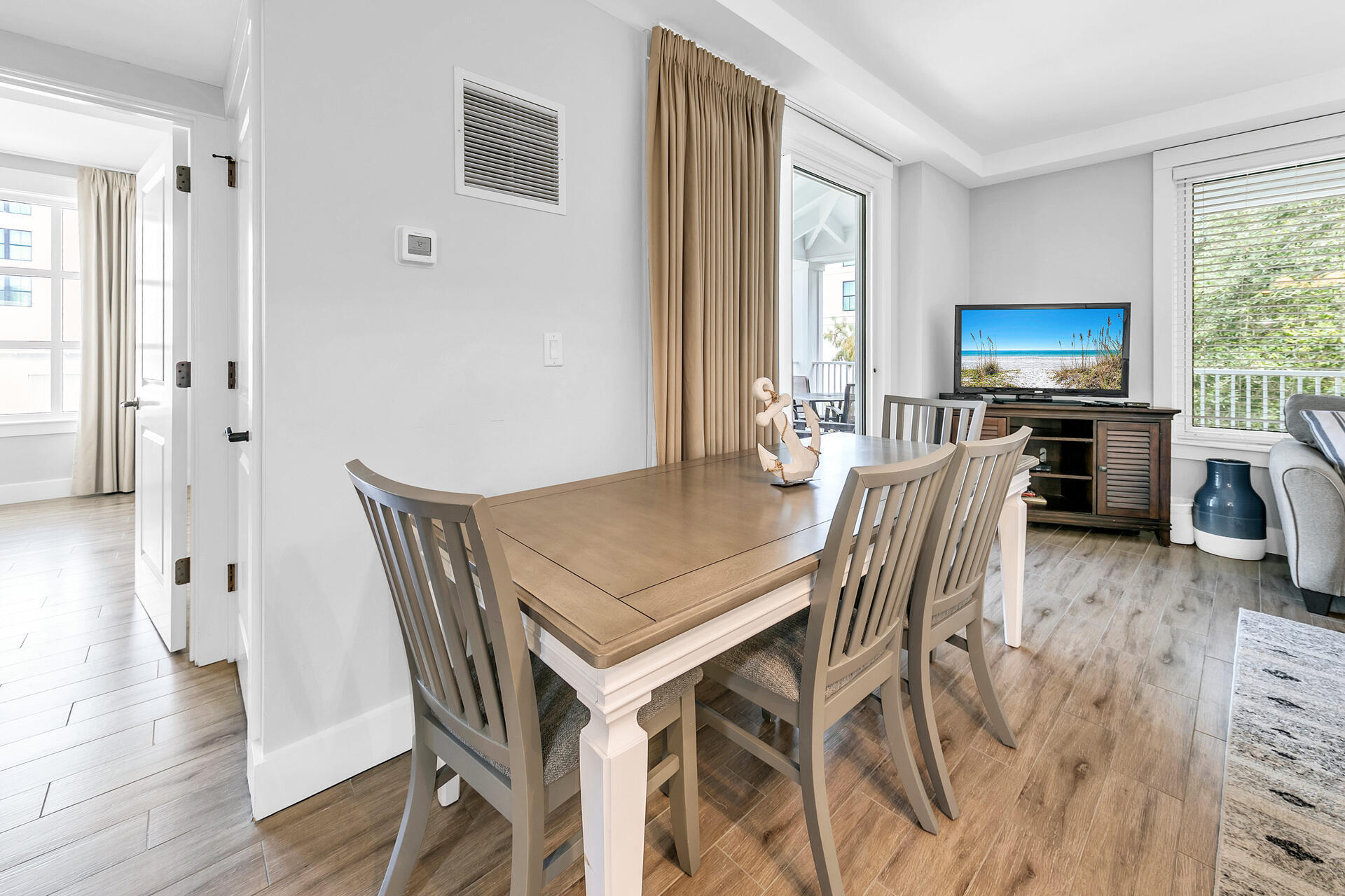 PILOT HOUSE - Residential