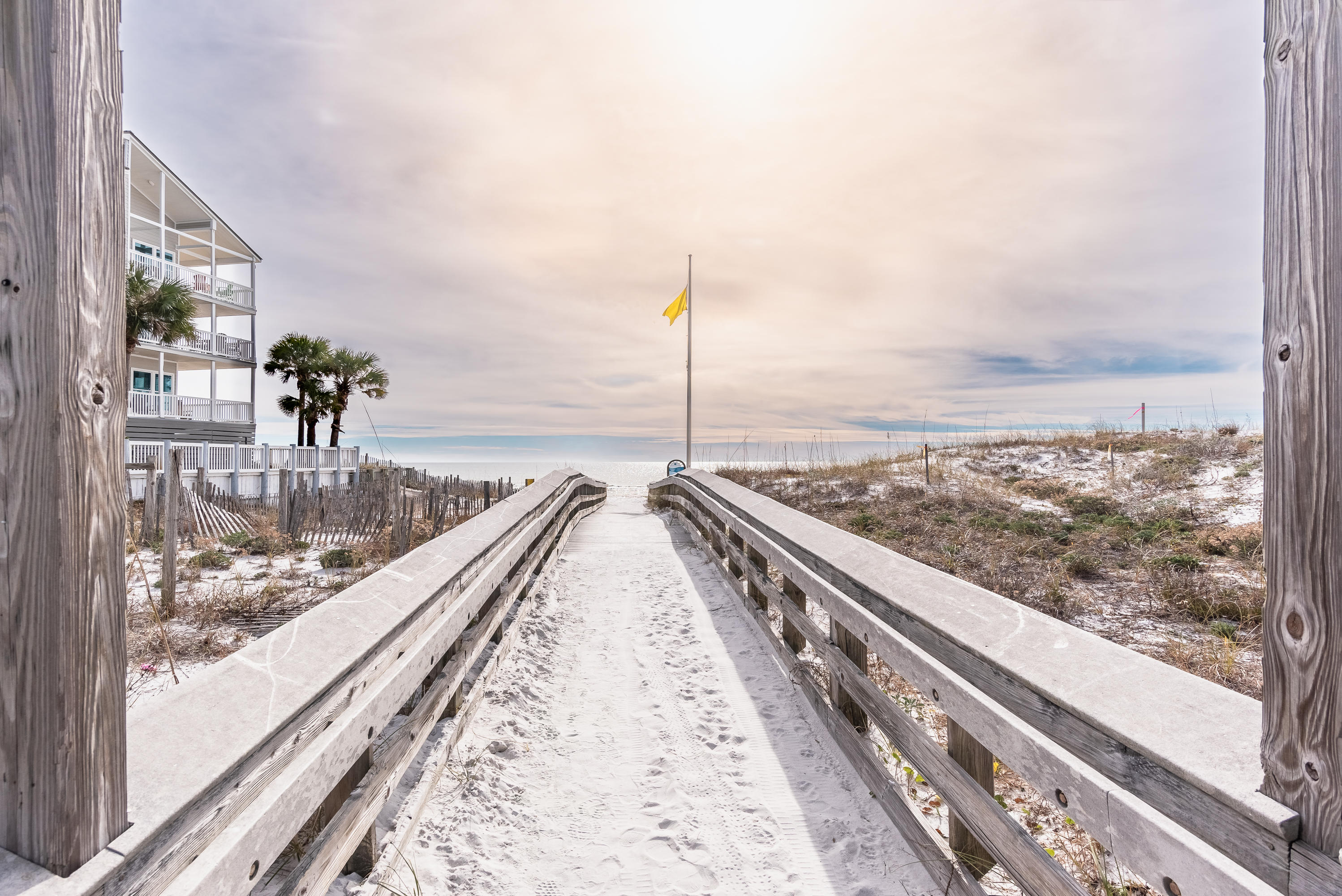 BEACHSIDE VILLAS - Residential