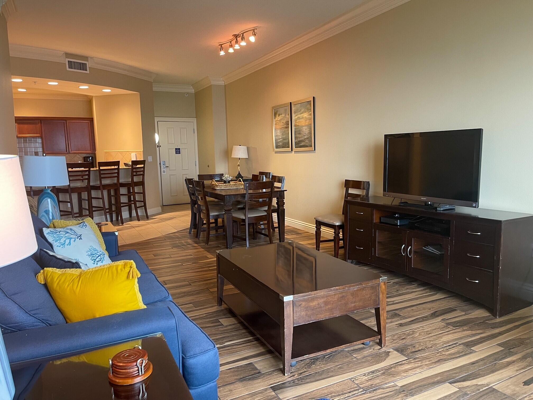 EMERALD GRANDE - Residential