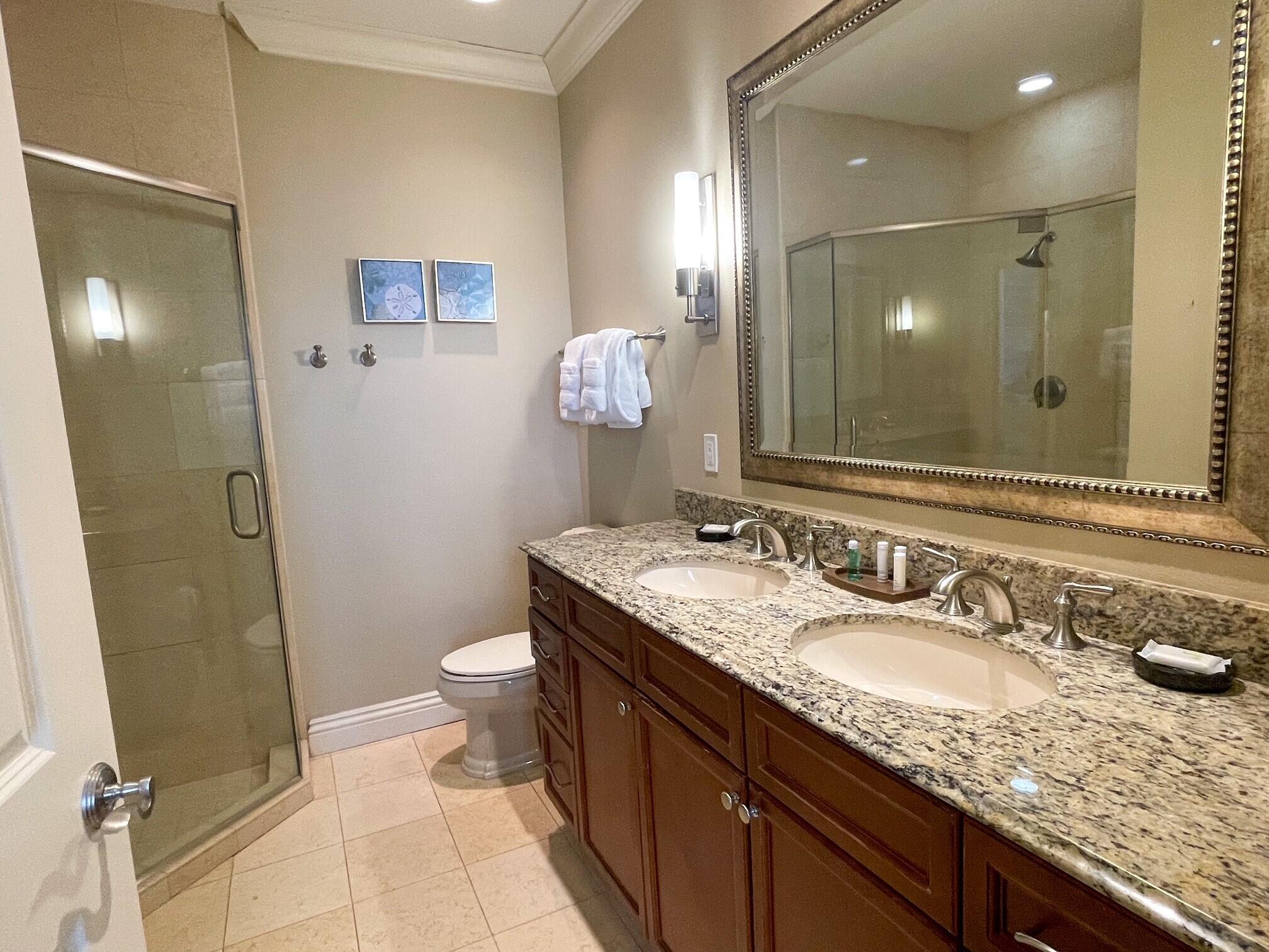 EMERALD GRANDE - Residential