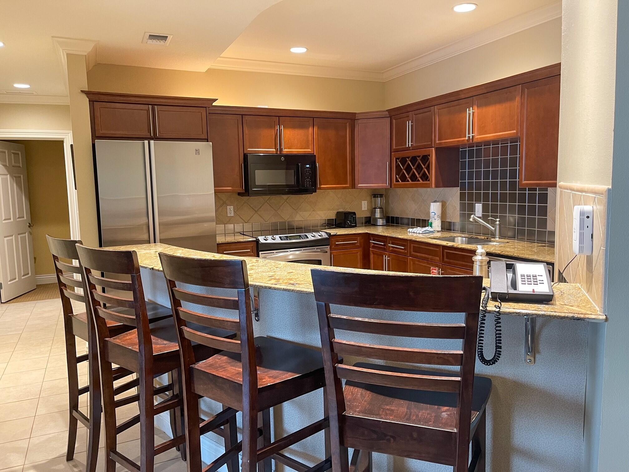 EMERALD GRANDE - Residential