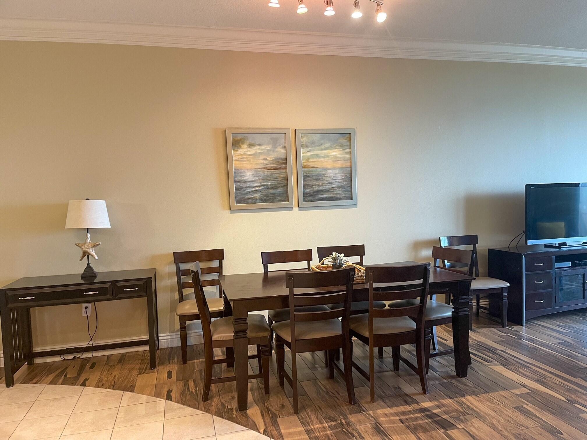 EMERALD GRANDE - Residential